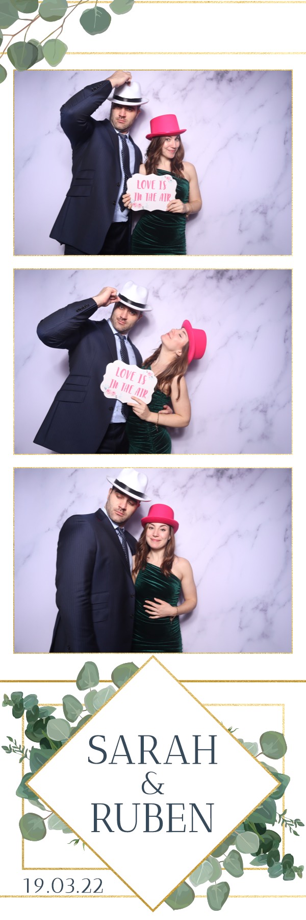 Sarah & Ruben | View more photos from the event at images.mobile-photo-booth.com/u/MobilePhotoBoothUK/Sarah-Ruben