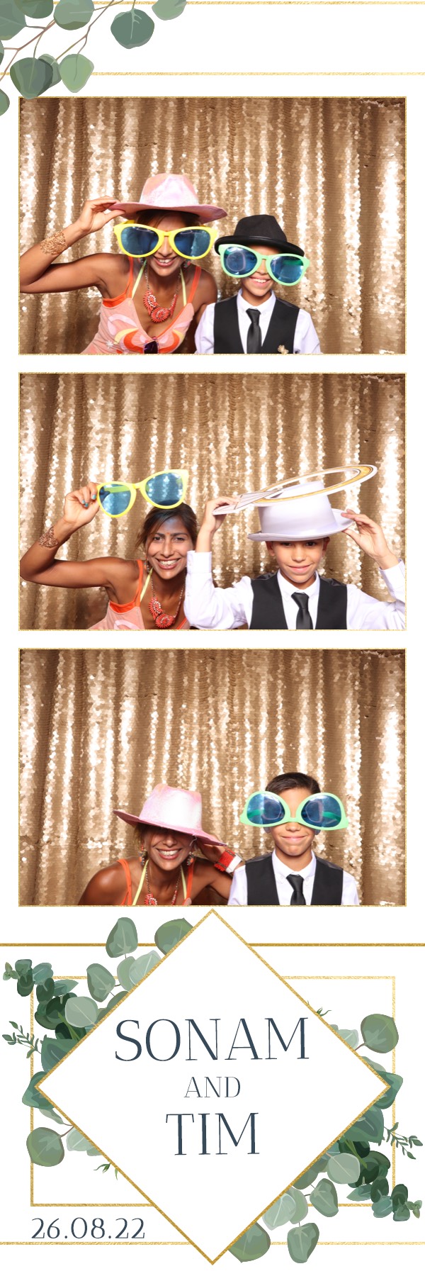 Sonam & Tim | View more photos from the event at images.mobile-photo-booth.com/u/MobilePhotoBoothUK/Sonam-Tim