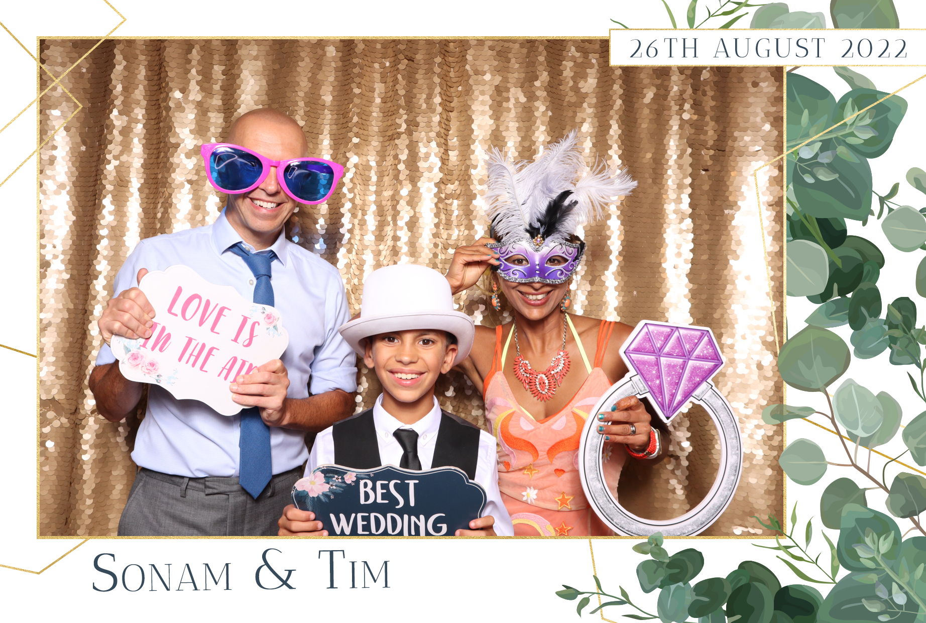 Sonam & Tim | View more photos from the event at images.mobile-photo-booth.com/u/MobilePhotoBoothUK/Sonam-Tim