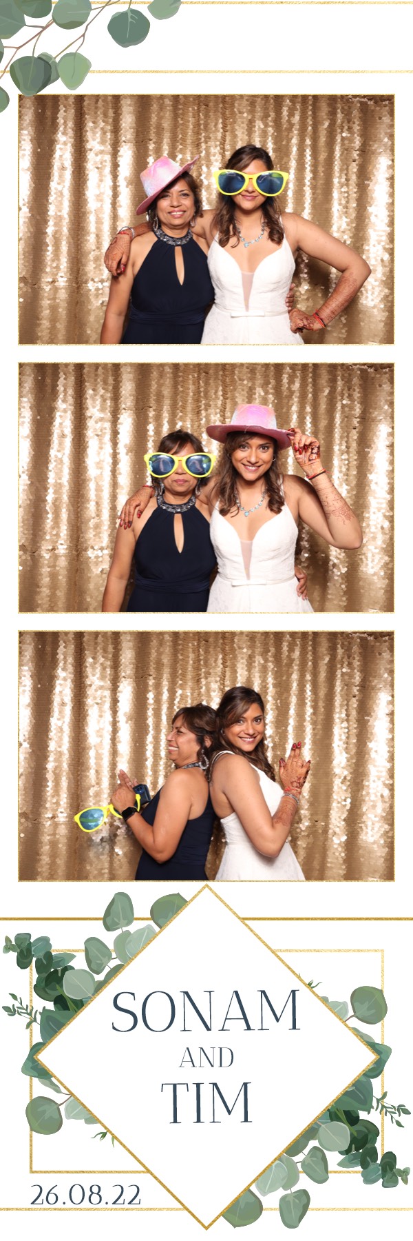 Sonam & Tim | View more photos from the event at images.mobile-photo-booth.com/u/MobilePhotoBoothUK/Sonam-Tim