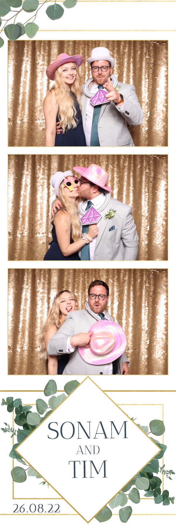 Sonam & Tim | View more photos from the event at images.mobile-photo-booth.com/u/MobilePhotoBoothUK/Sonam-Tim
