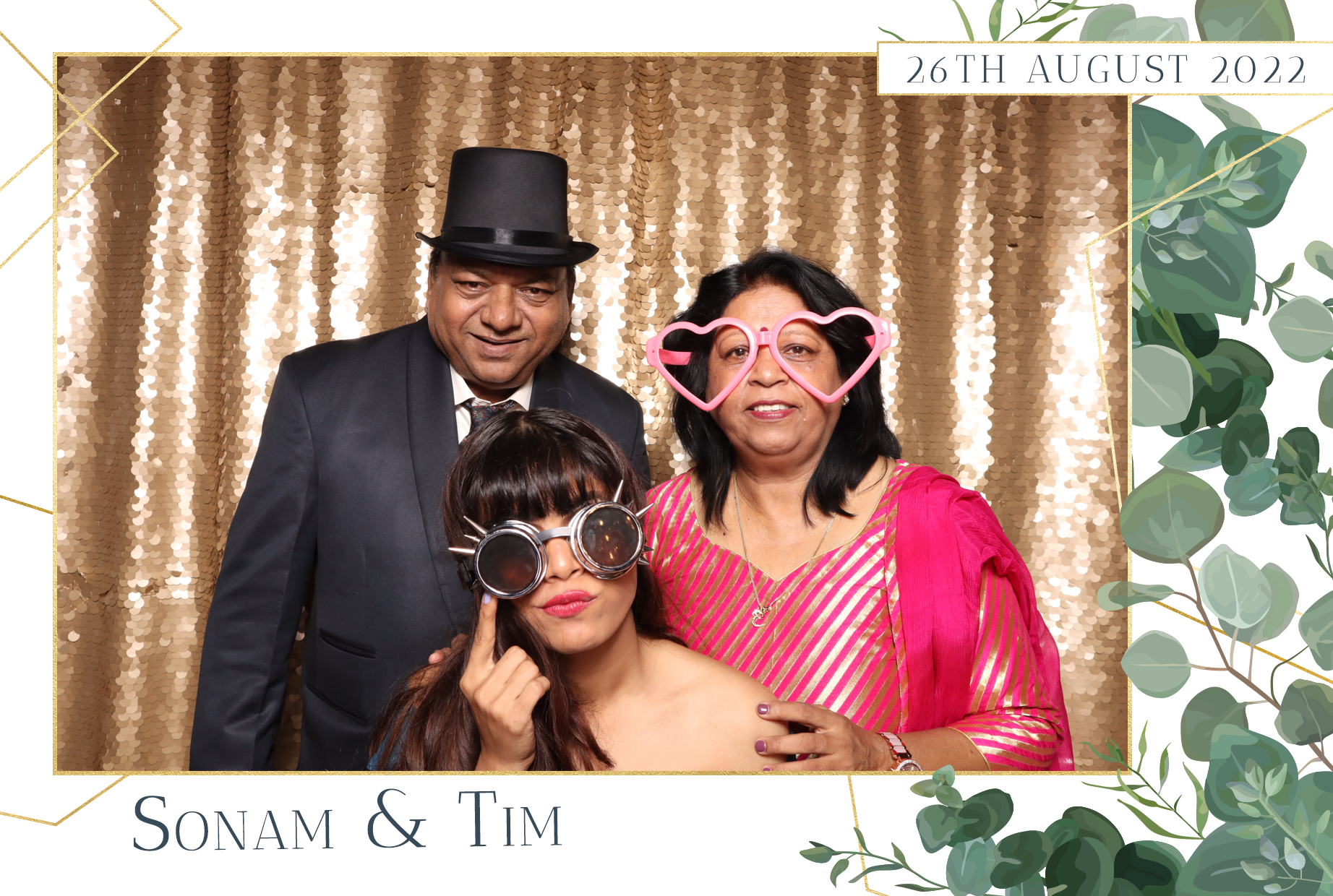 Sonam & Tim | View more photos from the event at images.mobile-photo-booth.com/u/MobilePhotoBoothUK/Sonam-Tim