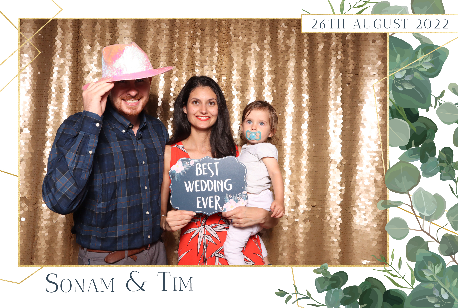 Sonam & Tim | View more photos from the event at images.mobile-photo-booth.com/u/MobilePhotoBoothUK/Sonam-Tim