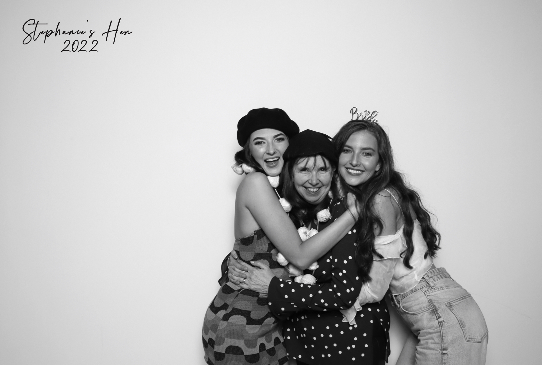 Stephanie's Hen 2022 | View more photos from the event at images.mobile-photo-booth.com/u/MobilePhotoBoothUK/Stephanies-Hen-2022