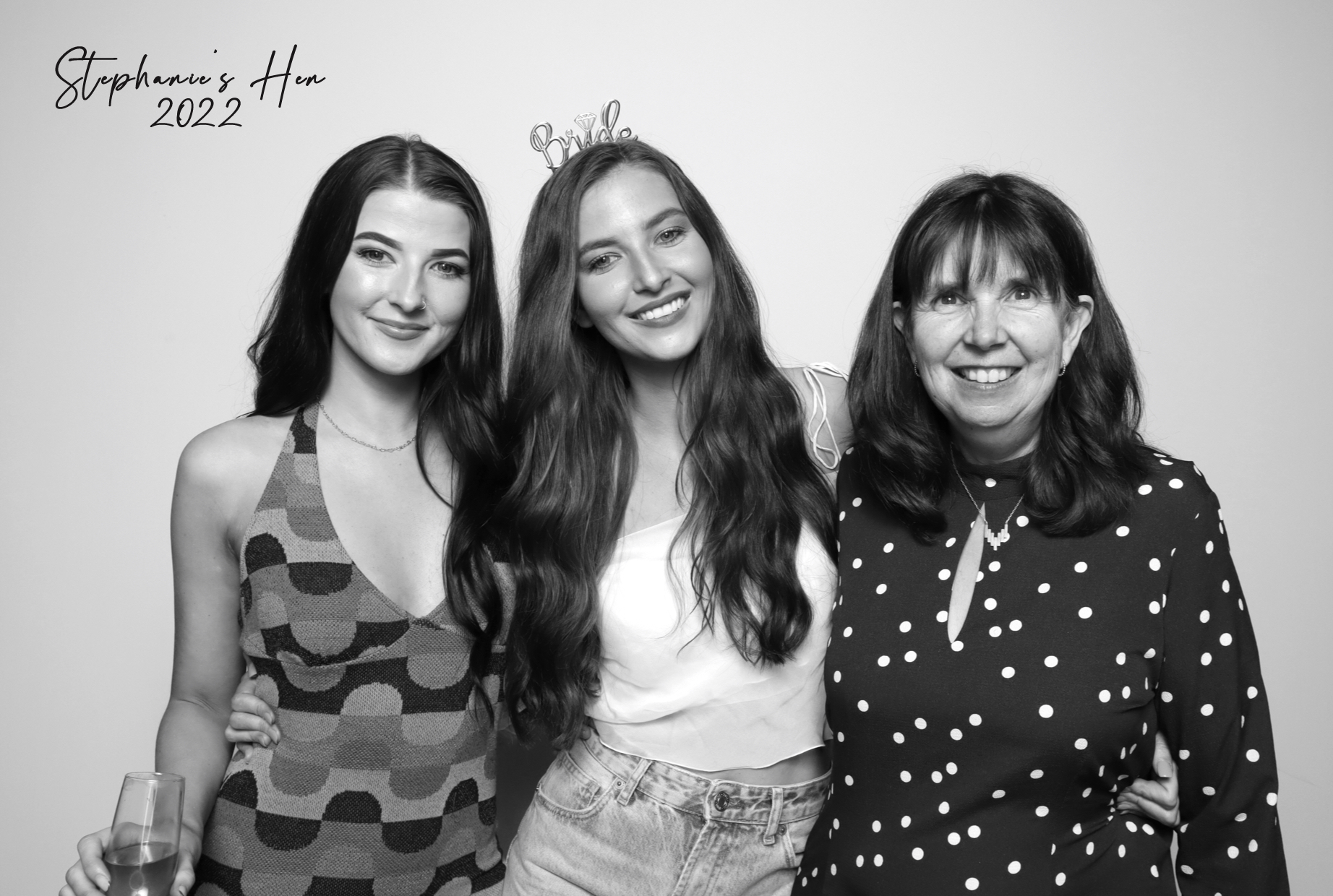 Stephanie's Hen 2022 | View more photos from the event at images.mobile-photo-booth.com/u/MobilePhotoBoothUK/Stephanies-Hen-2022