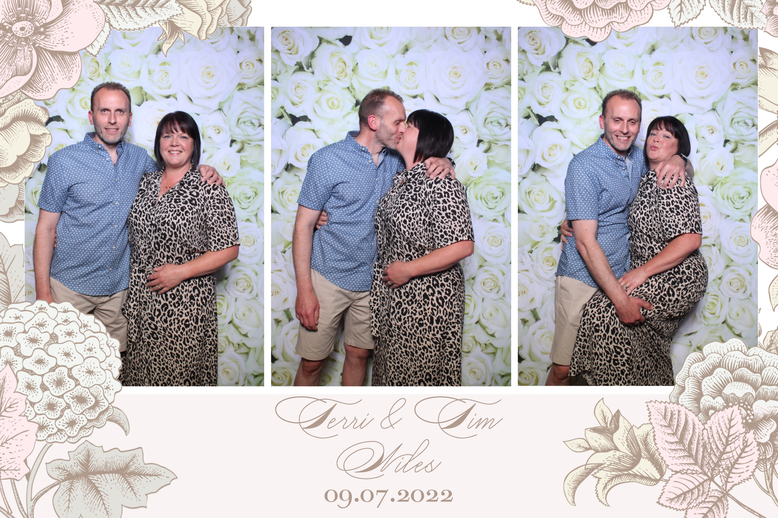 Terri & Tim | View more photos from the event at images.mobile-photo-booth.com/u/MobilePhotoBoothUK/Terri-Tim