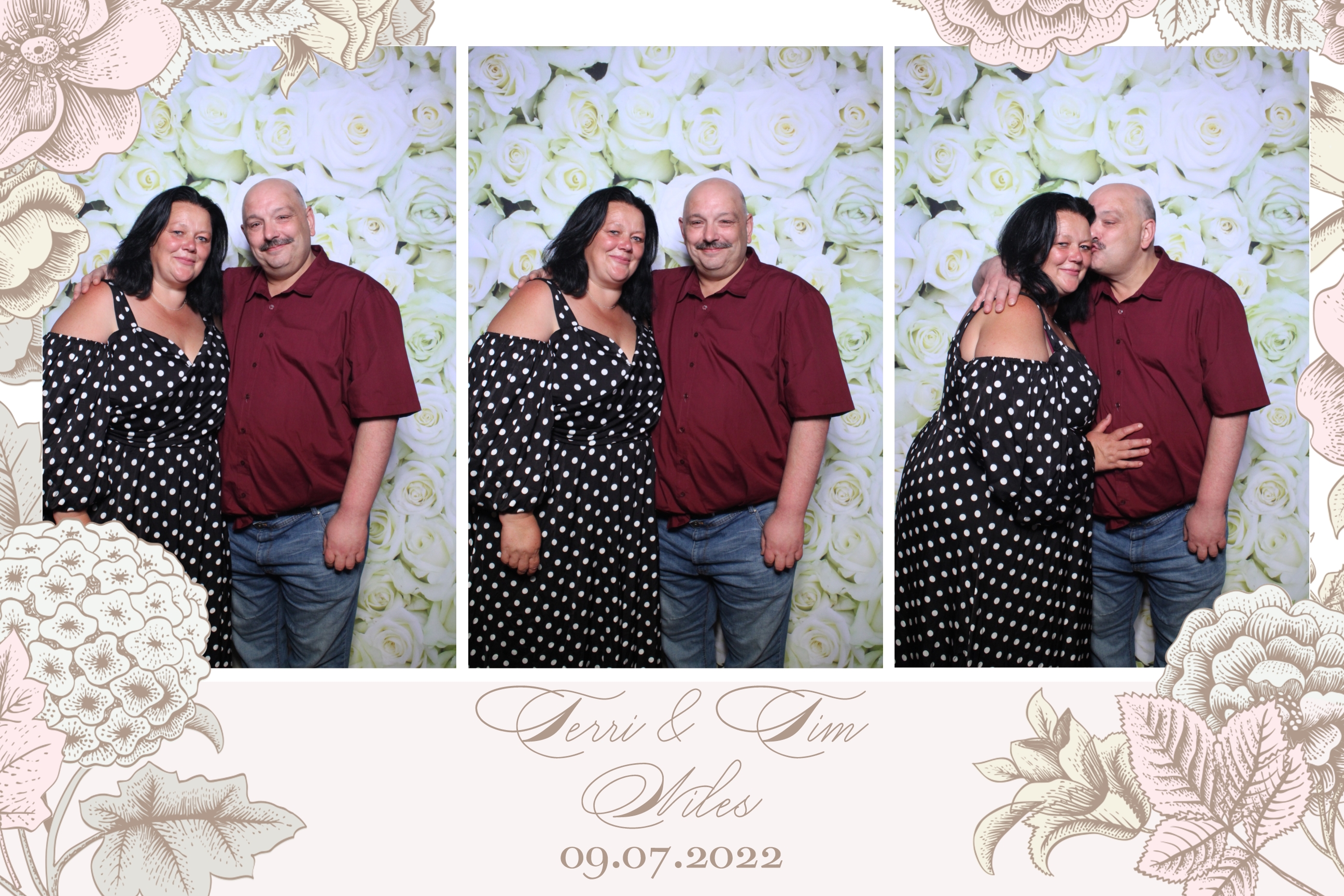 Terri & Tim | View more photos from the event at images.mobile-photo-booth.com/u/MobilePhotoBoothUK/Terri-Tim