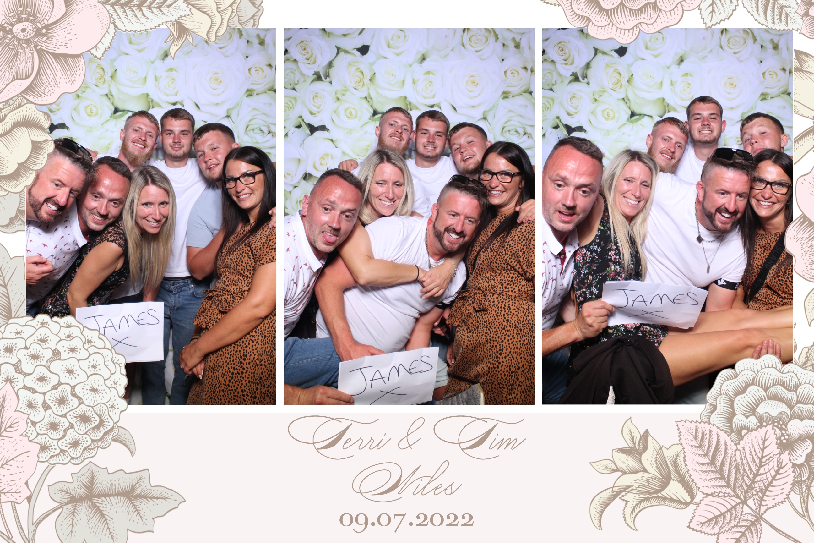 Terri & Tim | View more photos from the event at images.mobile-photo-booth.com/u/MobilePhotoBoothUK/Terri-Tim