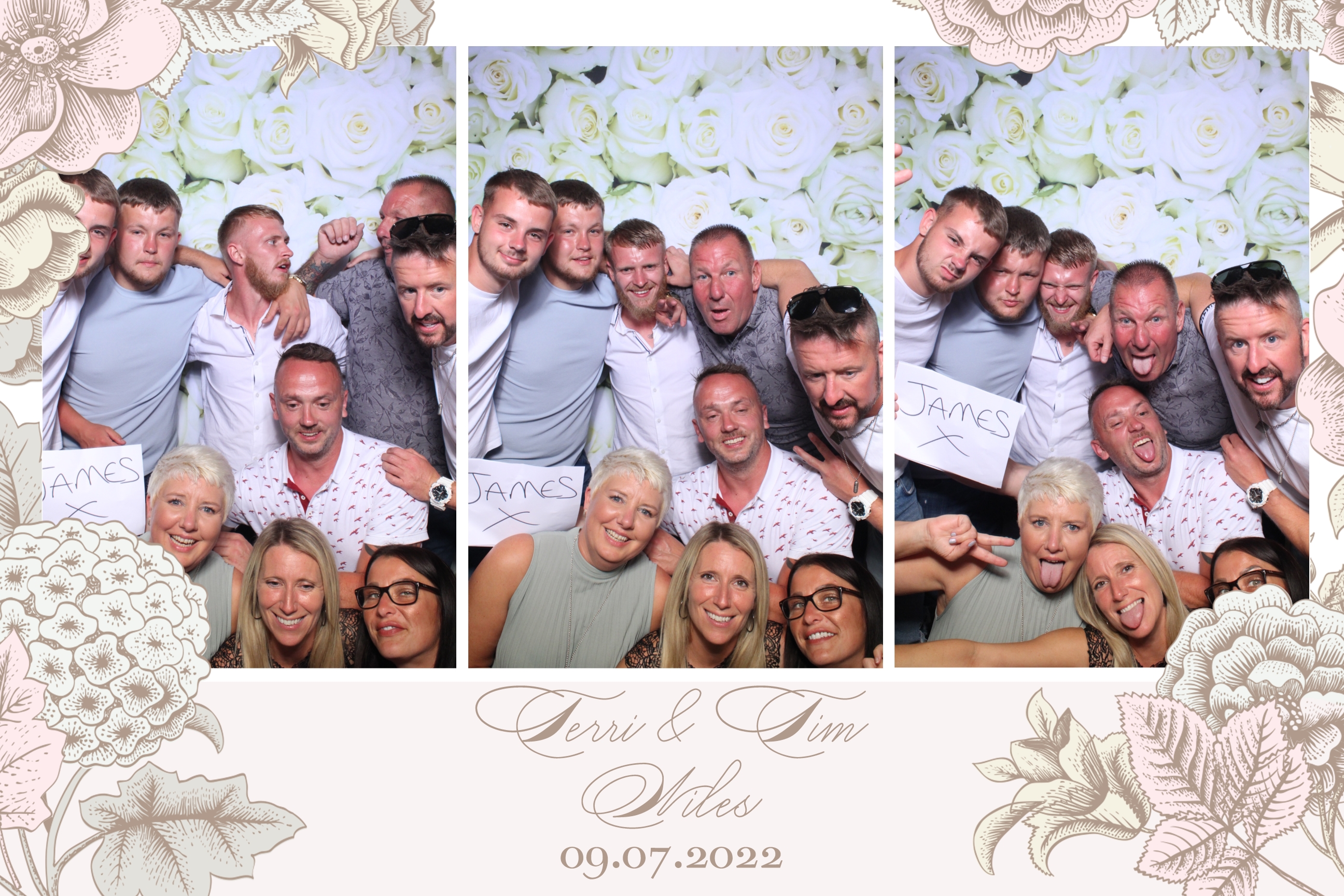 Terri & Tim | View more photos from the event at images.mobile-photo-booth.com/u/MobilePhotoBoothUK/Terri-Tim