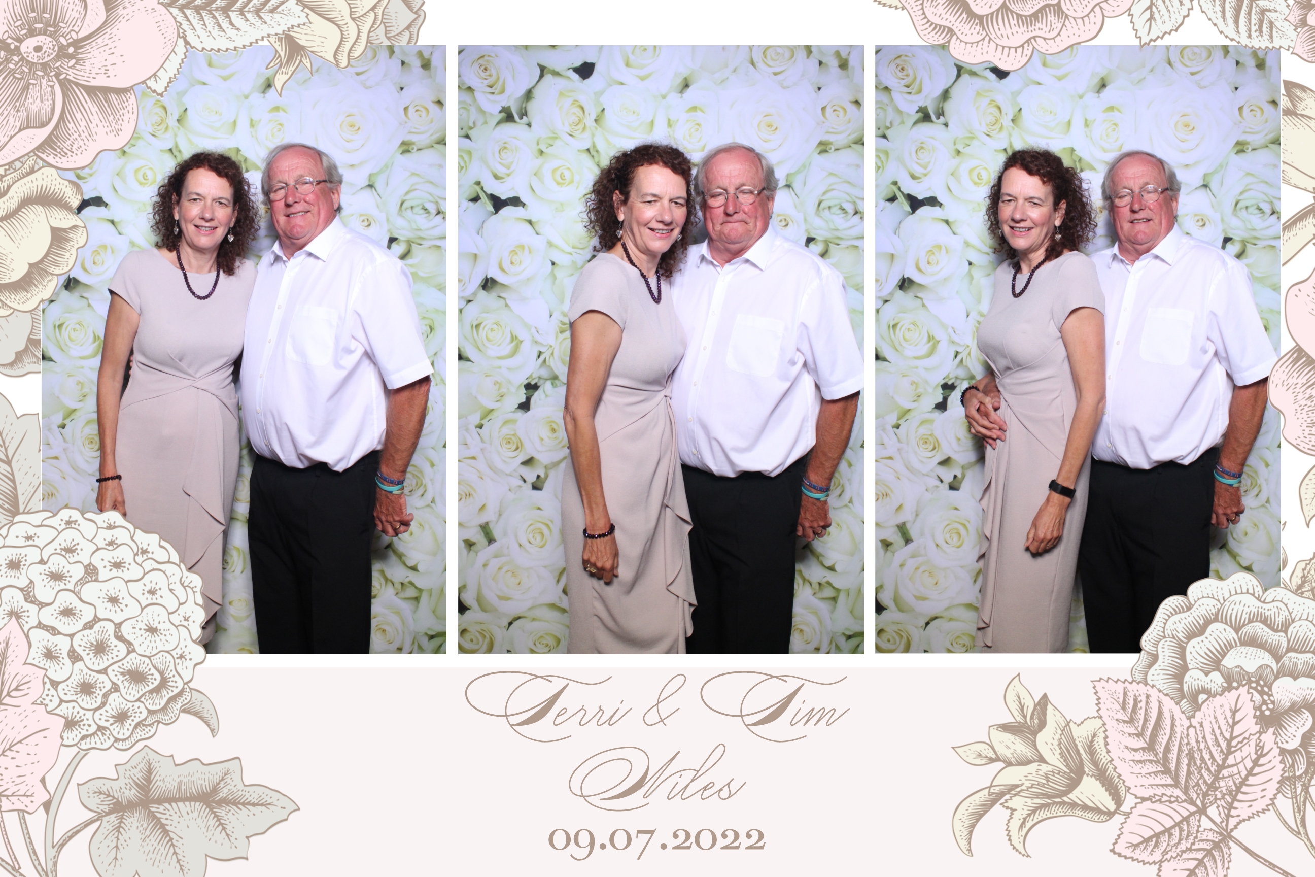 Terri & Tim | View more photos from the event at images.mobile-photo-booth.com/u/MobilePhotoBoothUK/Terri-Tim