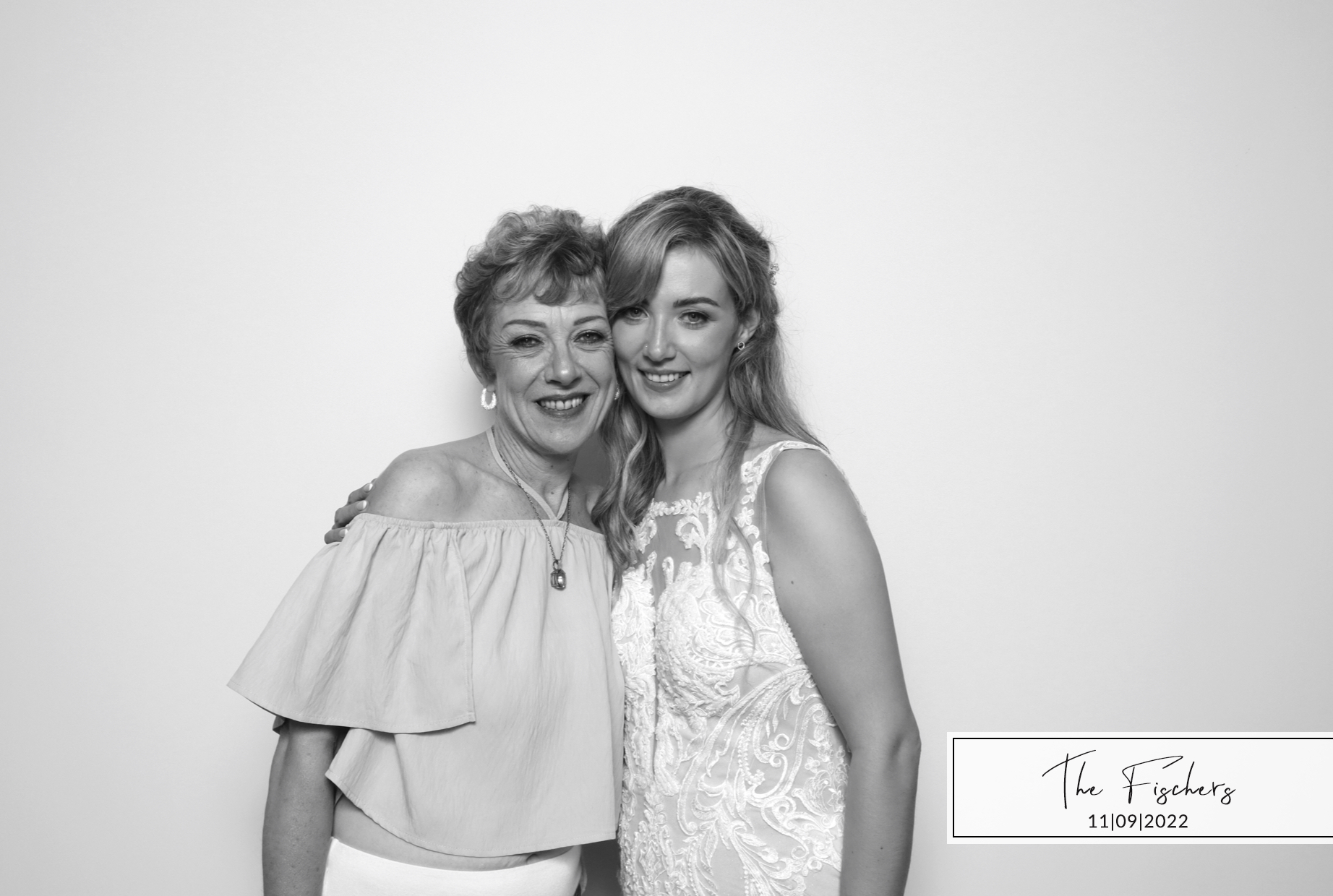 The Fischer Wedding | View more photos from the event at images.mobile-photo-booth.com/u/MobilePhotoBoothUK/The-Fischer-Wedding