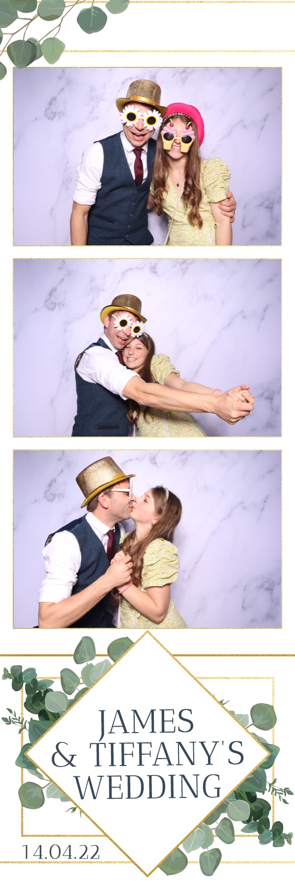 Tiffany & James | View more photos from the event at images.mobile-photo-booth.com/u/MobilePhotoBoothUK/Tiffany-James