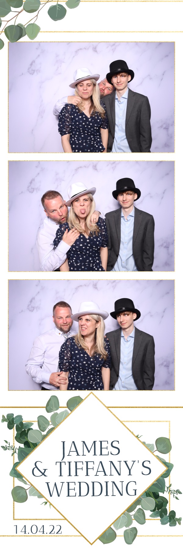 Tiffany & James | View more photos from the event at images.mobile-photo-booth.com/u/MobilePhotoBoothUK/Tiffany-James