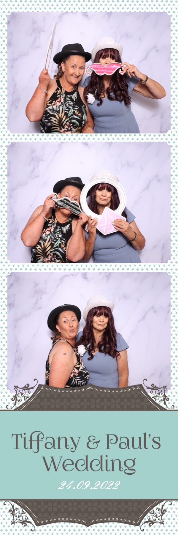Tiffany & Paul | View more photos from the event at images.mobile-photo-booth.com/u/MobilePhotoBoothUK/Tiffany-Paul