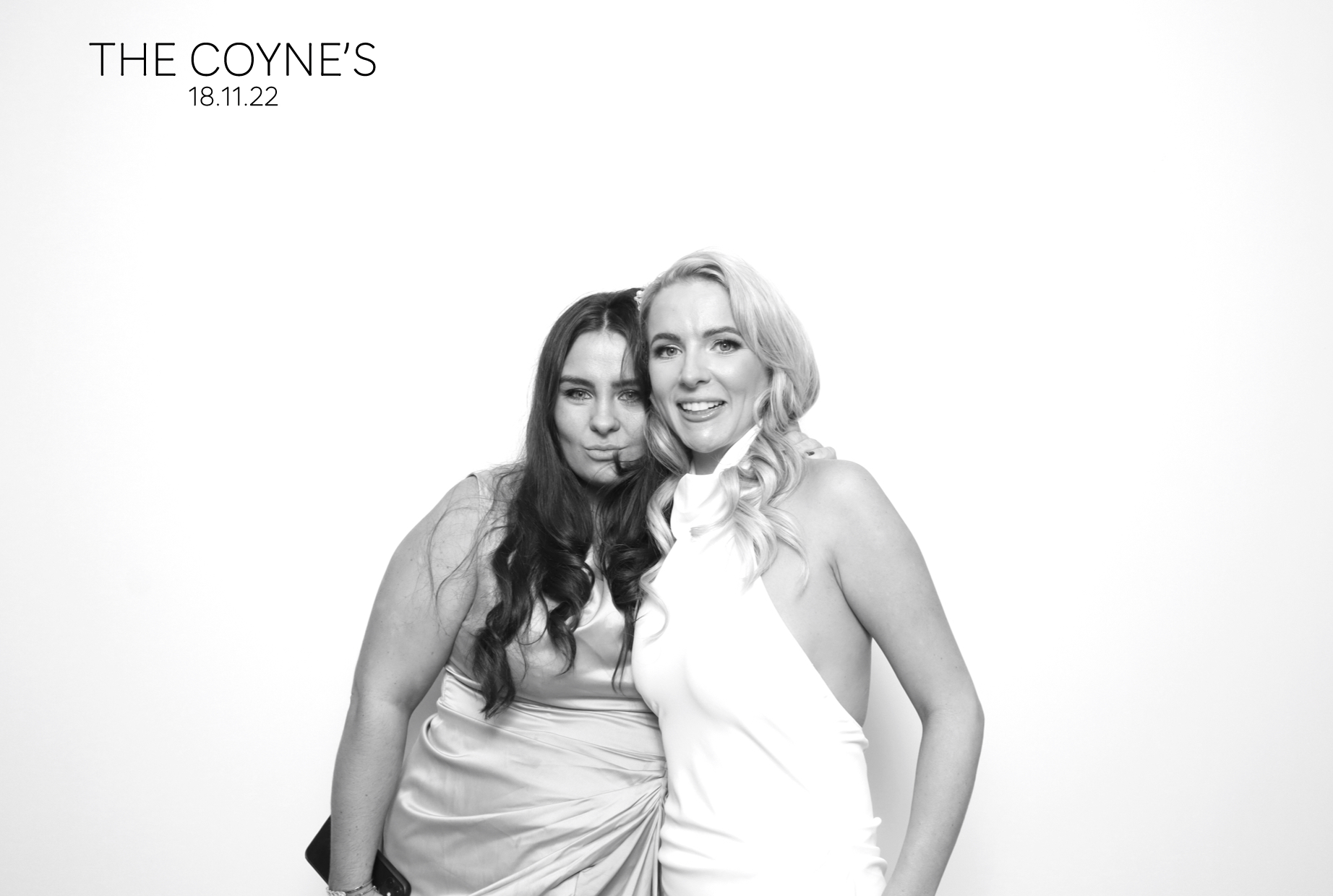 Victoria & Danny | View more photos from the event at images.mobile-photo-booth.com/u/MobilePhotoBoothUK/Victoria-Danny