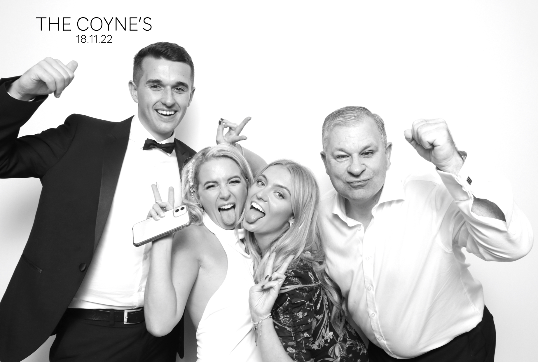Victoria & Danny | View more photos from the event at images.mobile-photo-booth.com/u/MobilePhotoBoothUK/Victoria-Danny