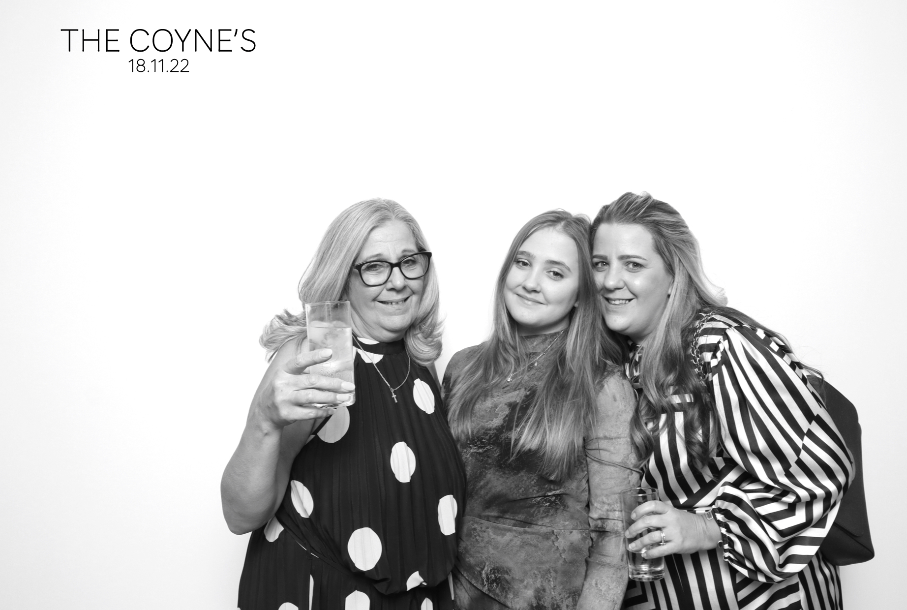 Victoria & Danny | View more photos from the event at images.mobile-photo-booth.com/u/MobilePhotoBoothUK/Victoria-Danny