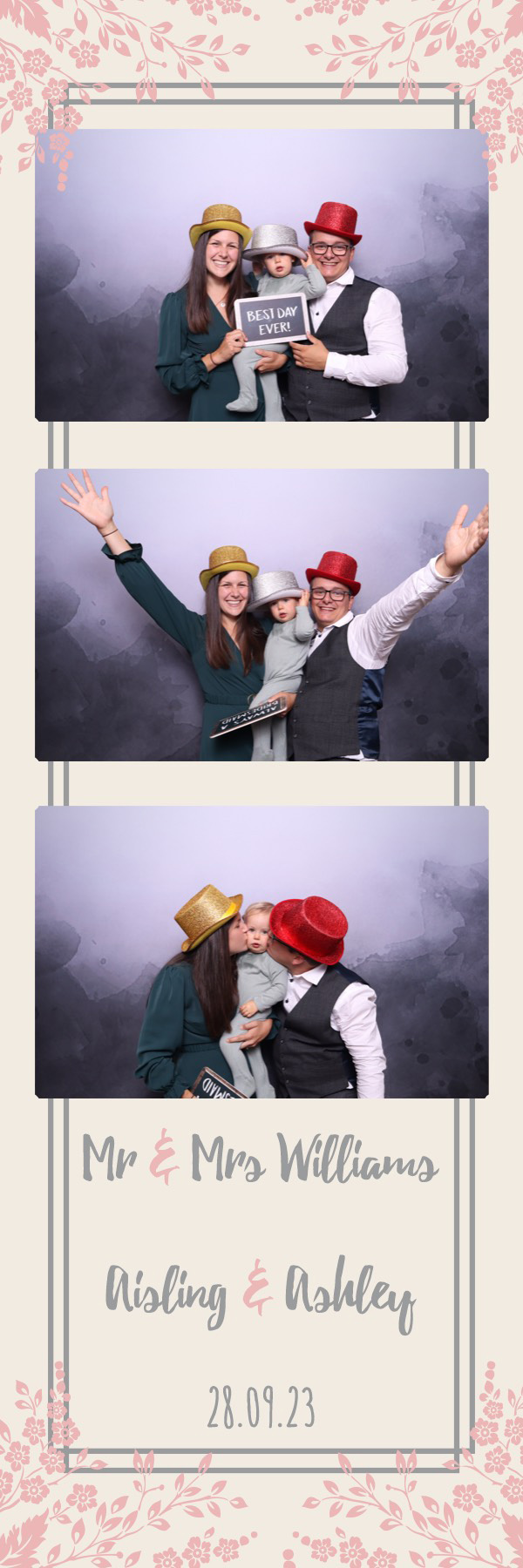 Aisling & Ashley | View more photos from the event at images.mobile-photo-booth.com/u/MobilePhotoBoothUK/Aisling-Ashley