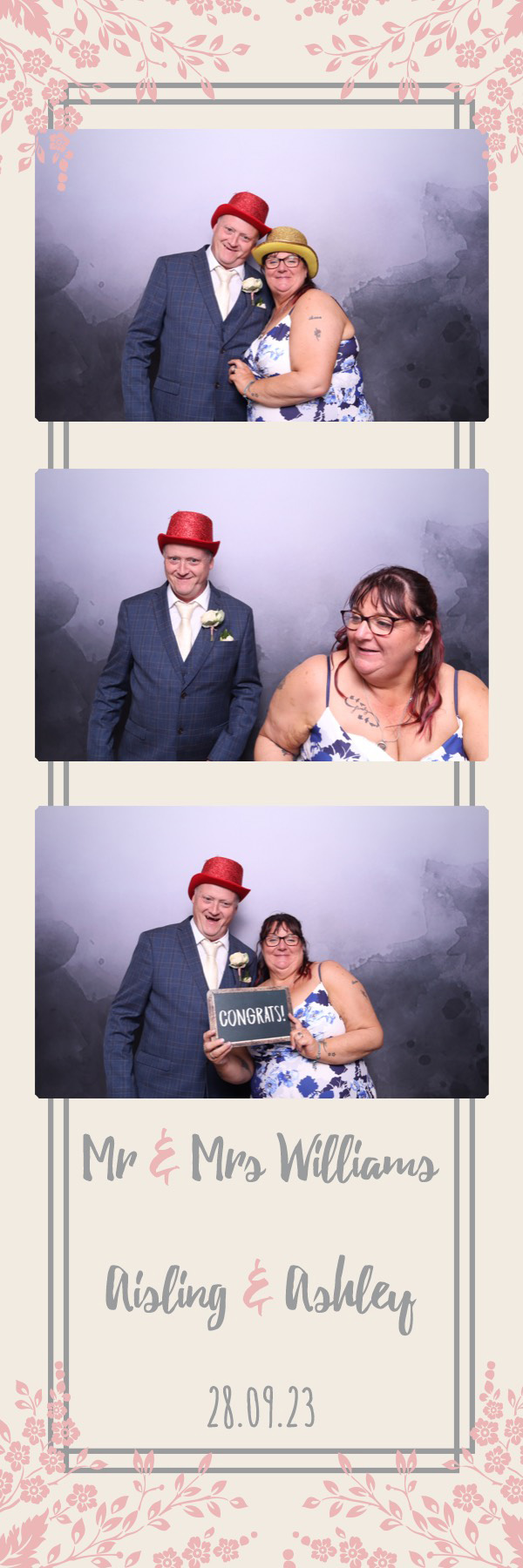 Aisling & Ashley | View more photos from the event at images.mobile-photo-booth.com/u/MobilePhotoBoothUK/Aisling-Ashley
