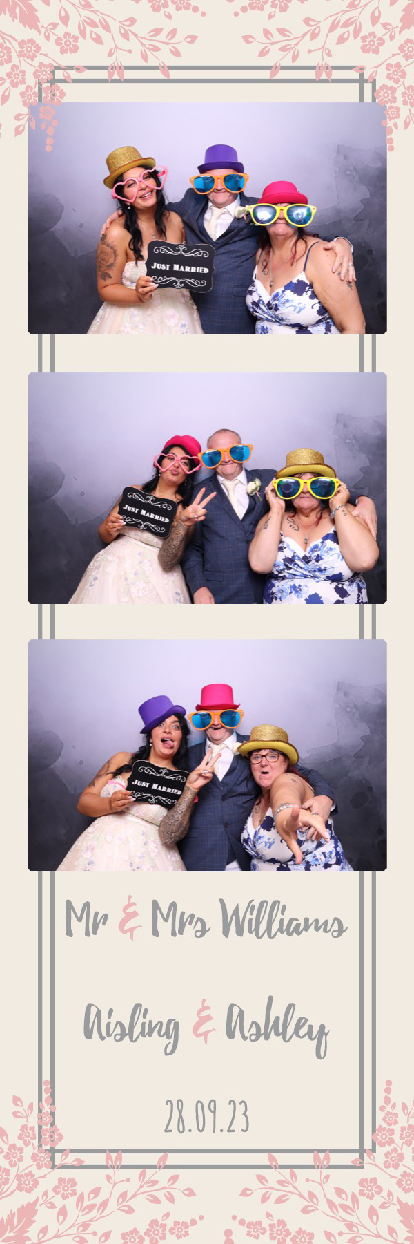 Aisling & Ashley | View more photos from the event at images.mobile-photo-booth.com/u/MobilePhotoBoothUK/Aisling-Ashley