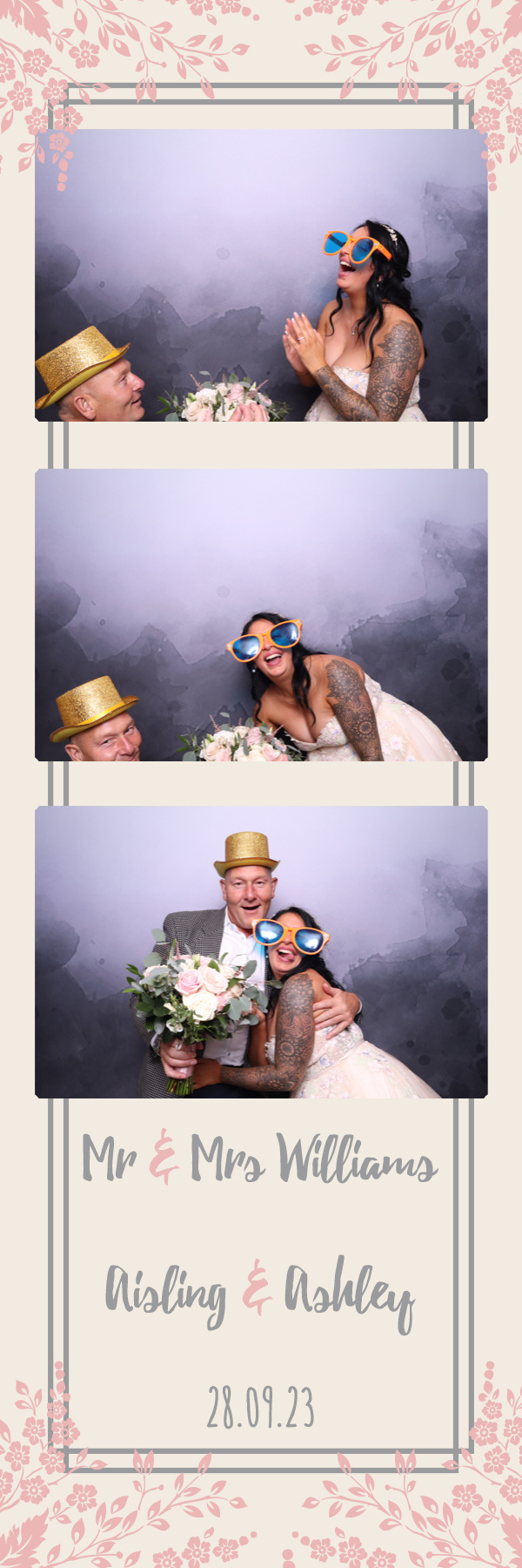 Aisling & Ashley | View more photos from the event at images.mobile-photo-booth.com/u/MobilePhotoBoothUK/Aisling-Ashley