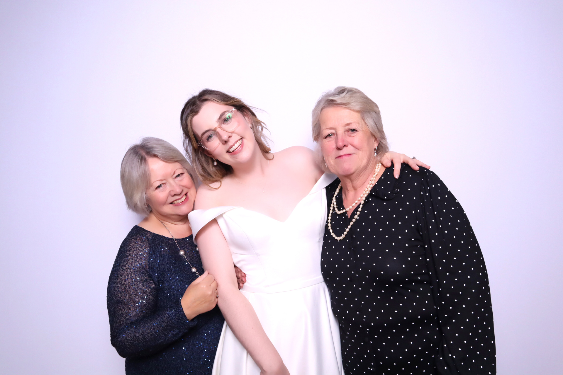 Alice & Ben | View more photos from the event at images.mobile-photo-booth.com/u/MobilePhotoBoothUK/Alice-Ben