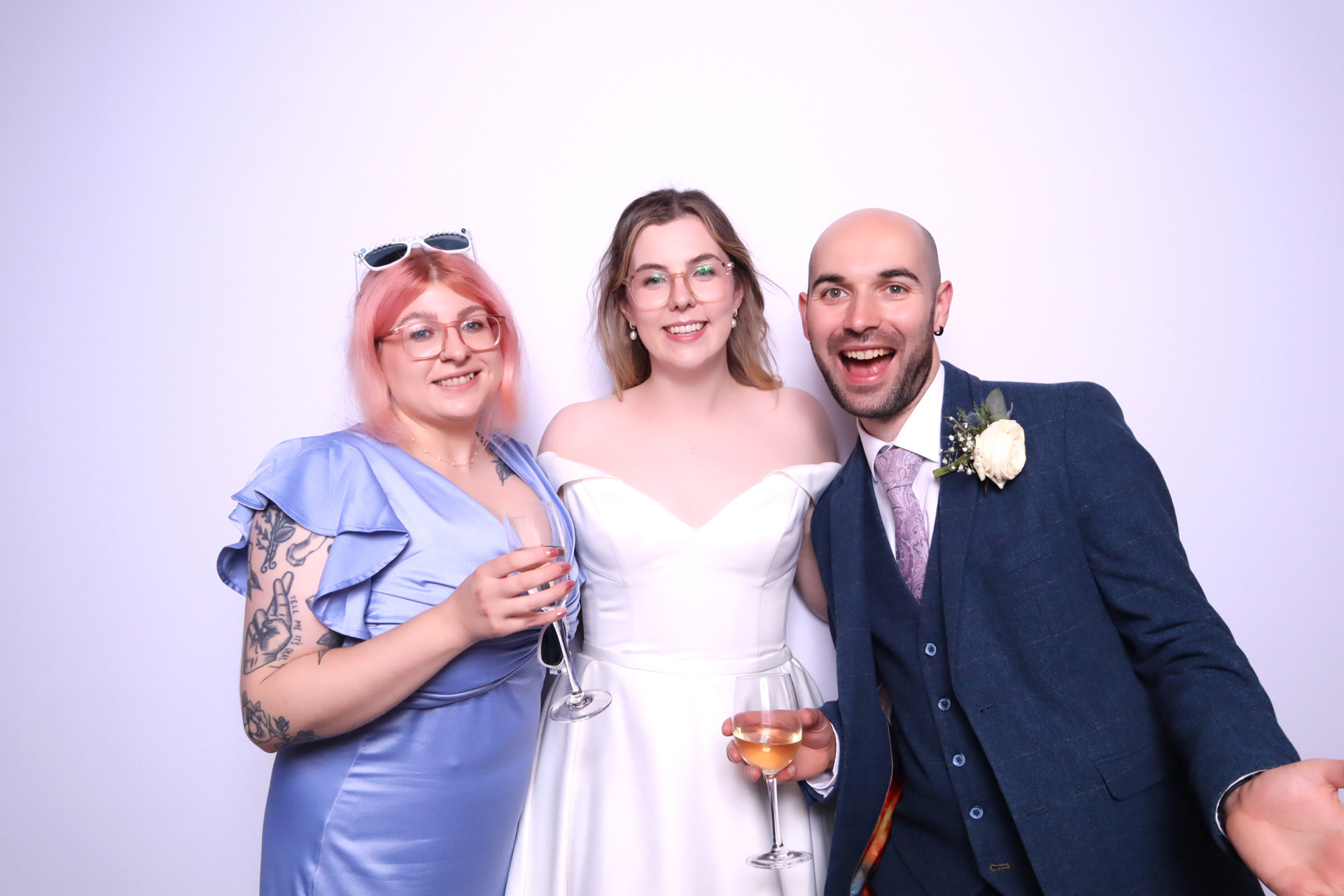 Alice & Ben | View more photos from the event at images.mobile-photo-booth.com/u/MobilePhotoBoothUK/Alice-Ben