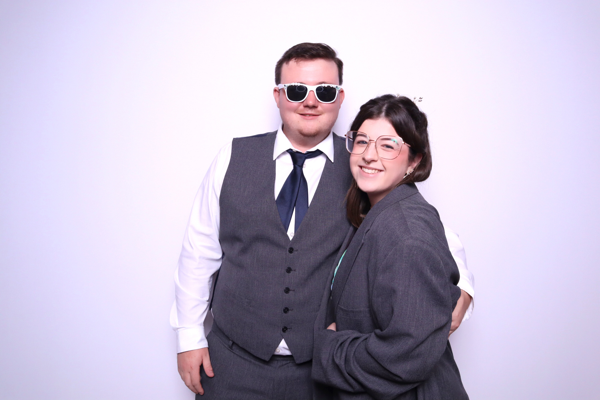 Alice & Ben | View more photos from the event at images.mobile-photo-booth.com/u/MobilePhotoBoothUK/Alice-Ben