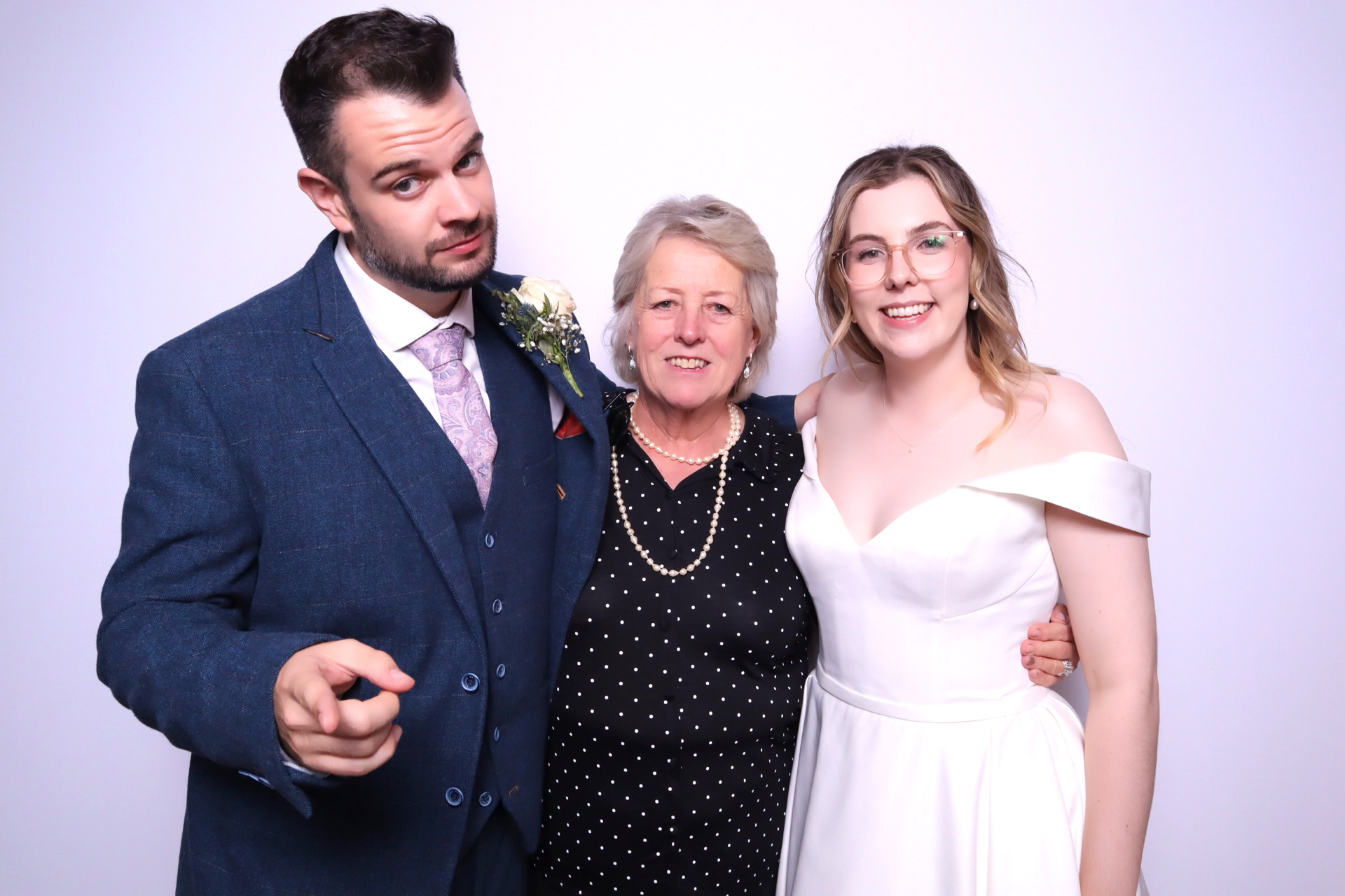 Alice & Ben | View more photos from the event at images.mobile-photo-booth.com/u/MobilePhotoBoothUK/Alice-Ben