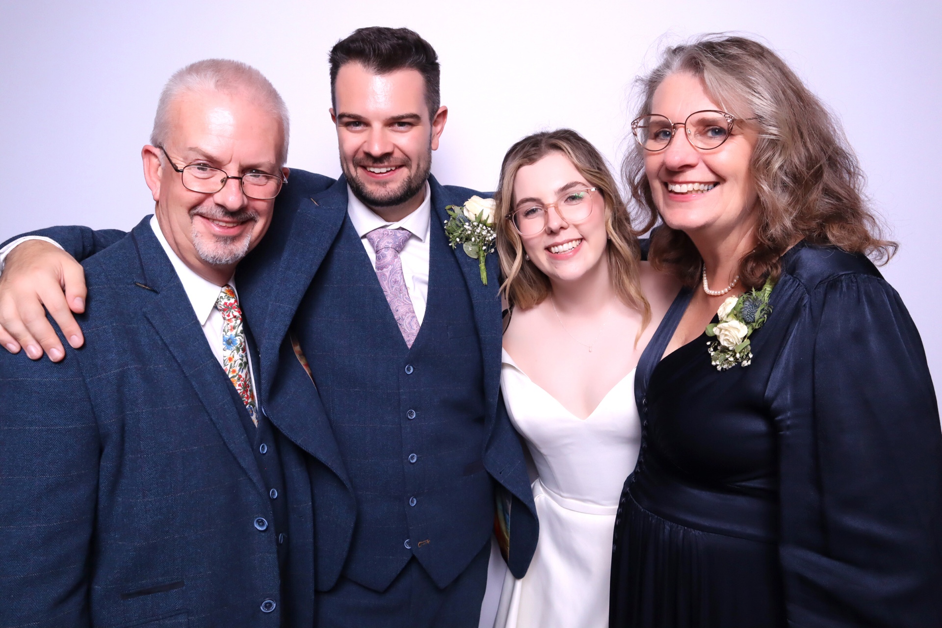 Alice & Ben | View more photos from the event at images.mobile-photo-booth.com/u/MobilePhotoBoothUK/Alice-Ben