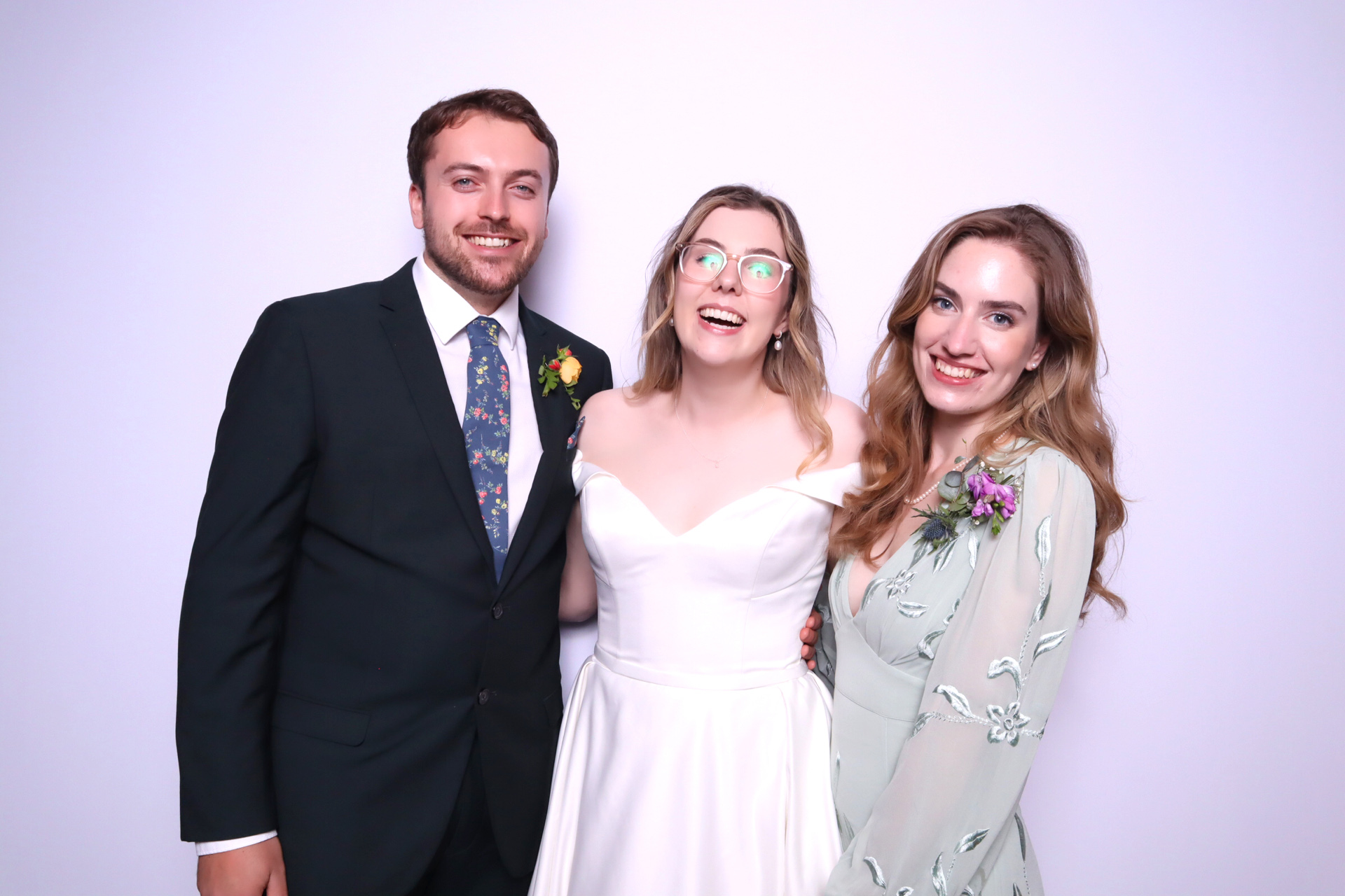 Alice & Ben | View more photos from the event at images.mobile-photo-booth.com/u/MobilePhotoBoothUK/Alice-Ben