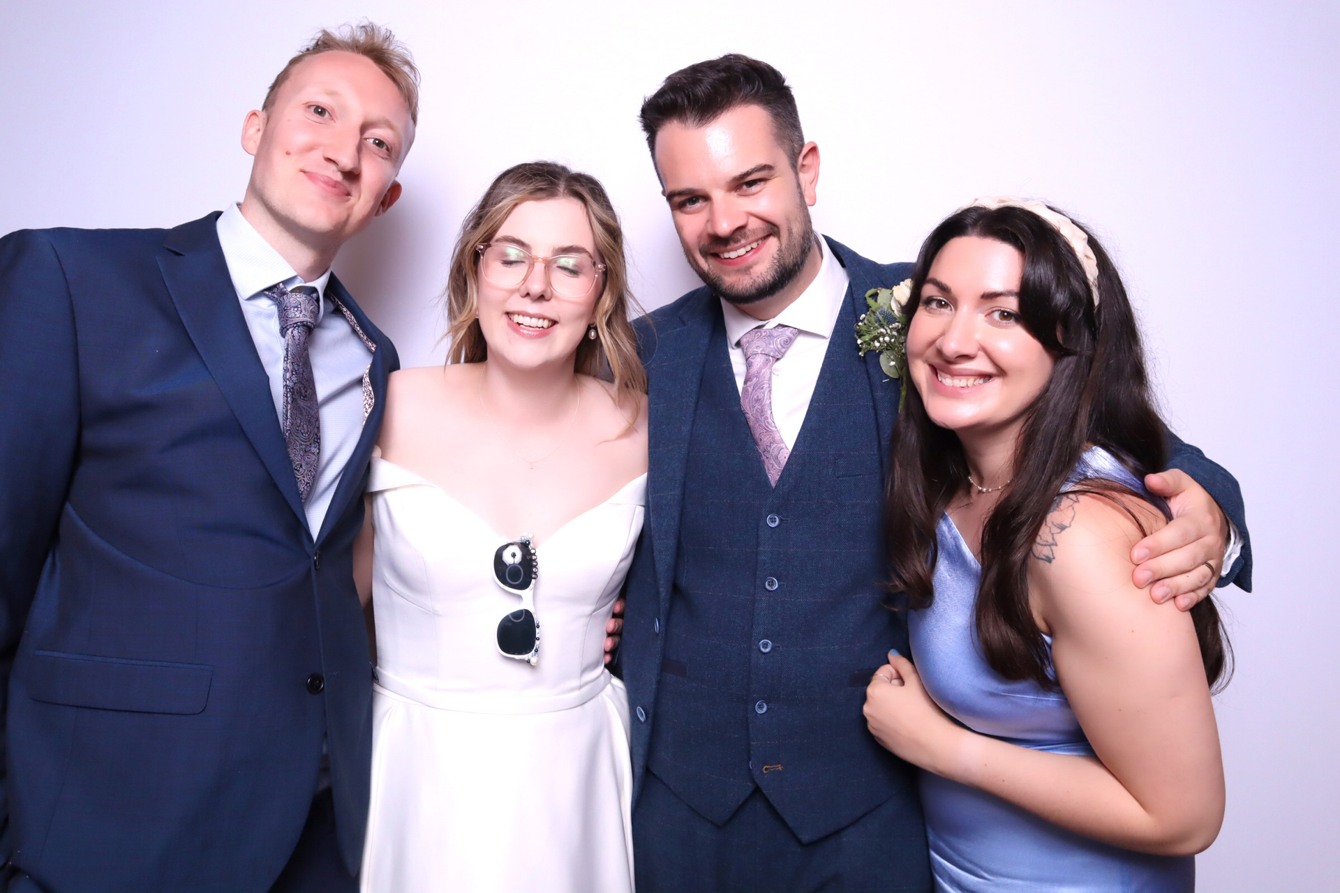 Alice & Ben | View more photos from the event at images.mobile-photo-booth.com/u/MobilePhotoBoothUK/Alice-Ben