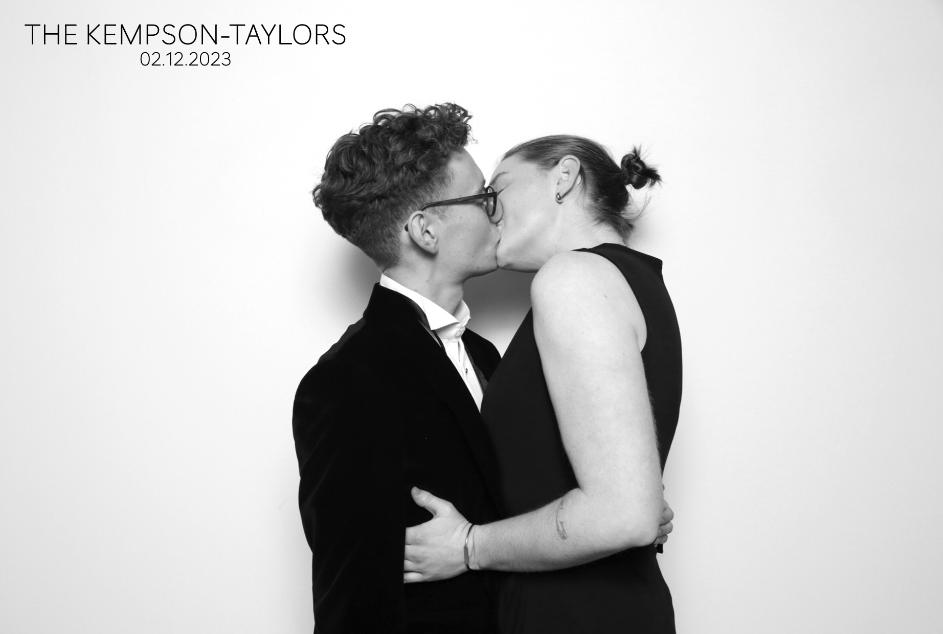 Alysha & Tom | View more photos from the event at images.mobile-photo-booth.com/u/MobilePhotoBoothUK/Alysha-Tom
