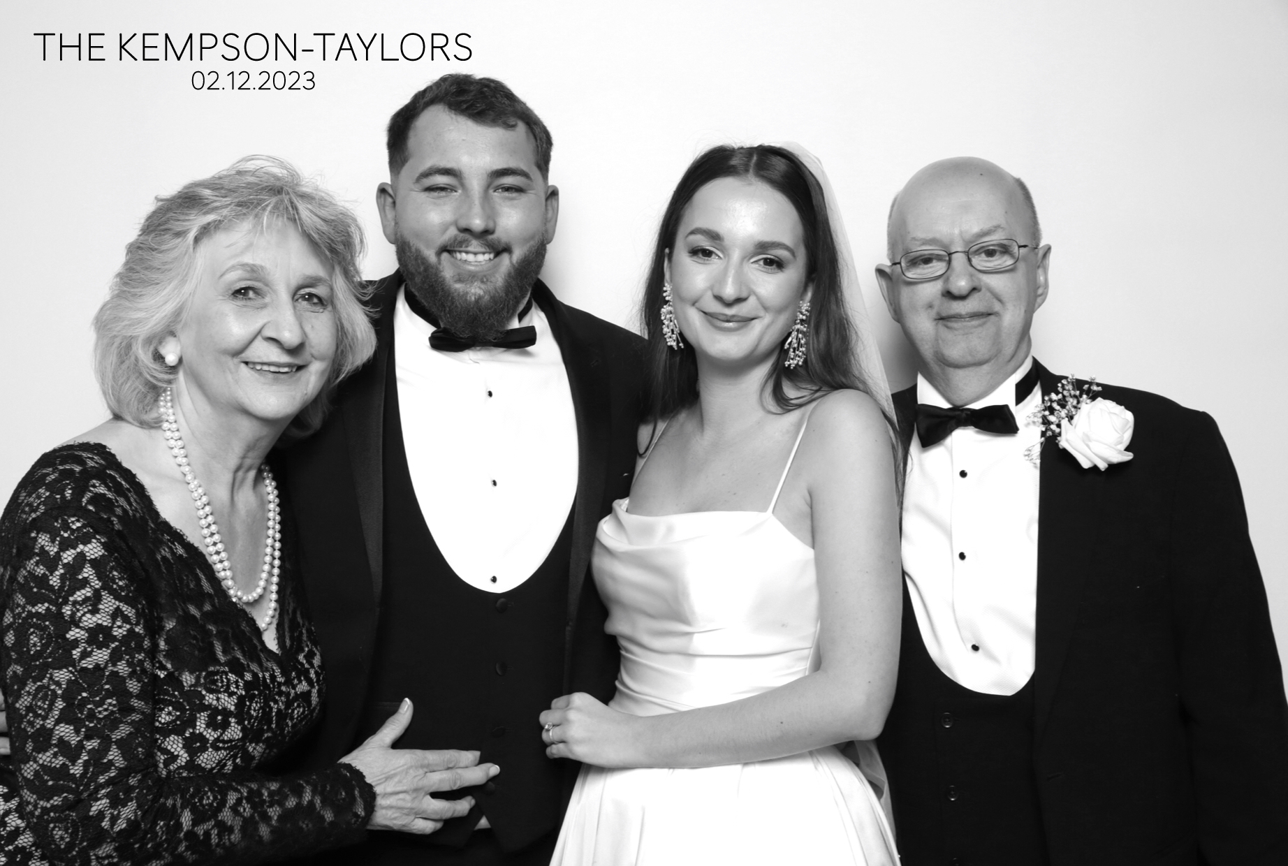 Alysha & Tom | View more photos from the event at images.mobile-photo-booth.com/u/MobilePhotoBoothUK/Alysha-Tom