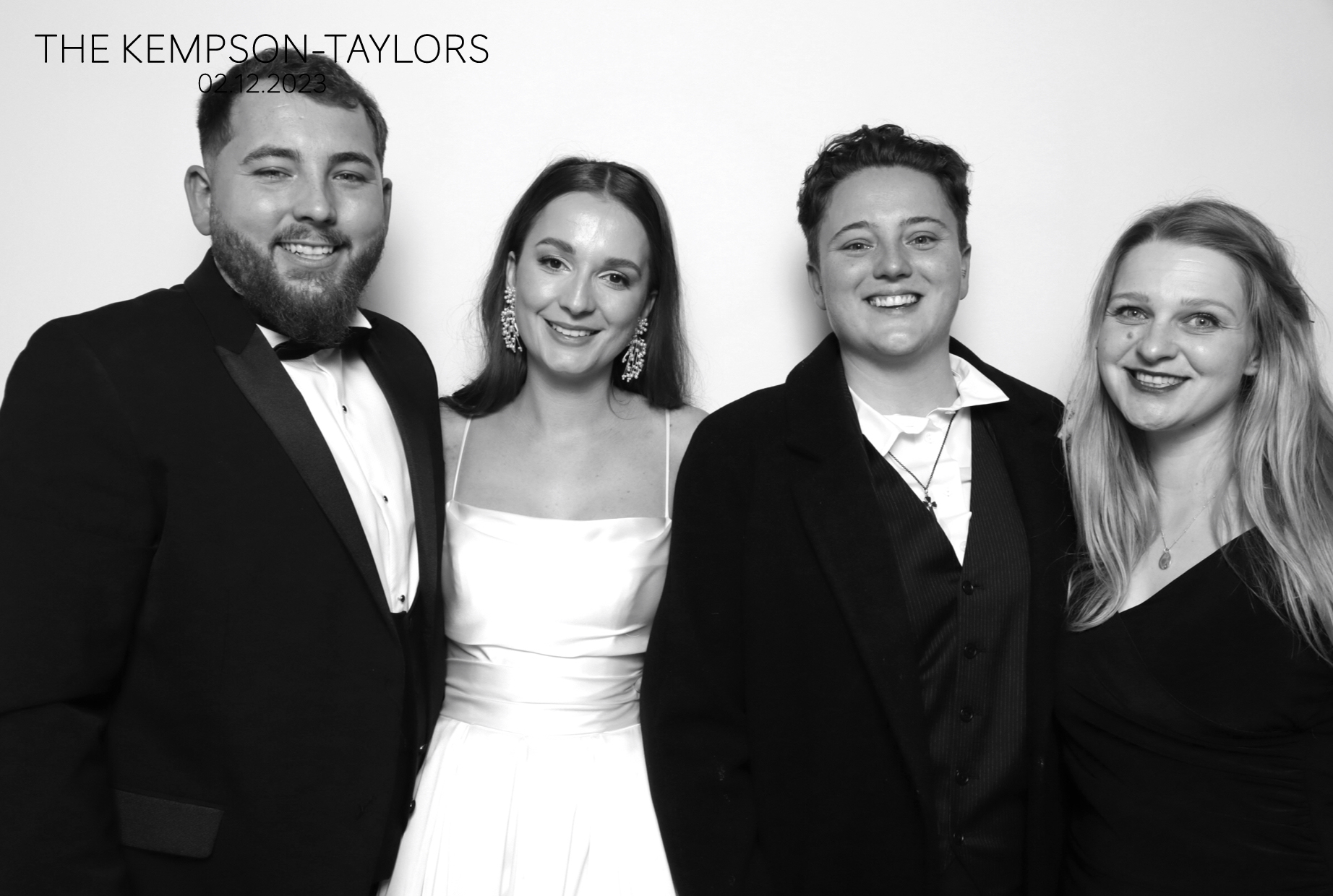 Alysha & Tom | View more photos from the event at images.mobile-photo-booth.com/u/MobilePhotoBoothUK/Alysha-Tom