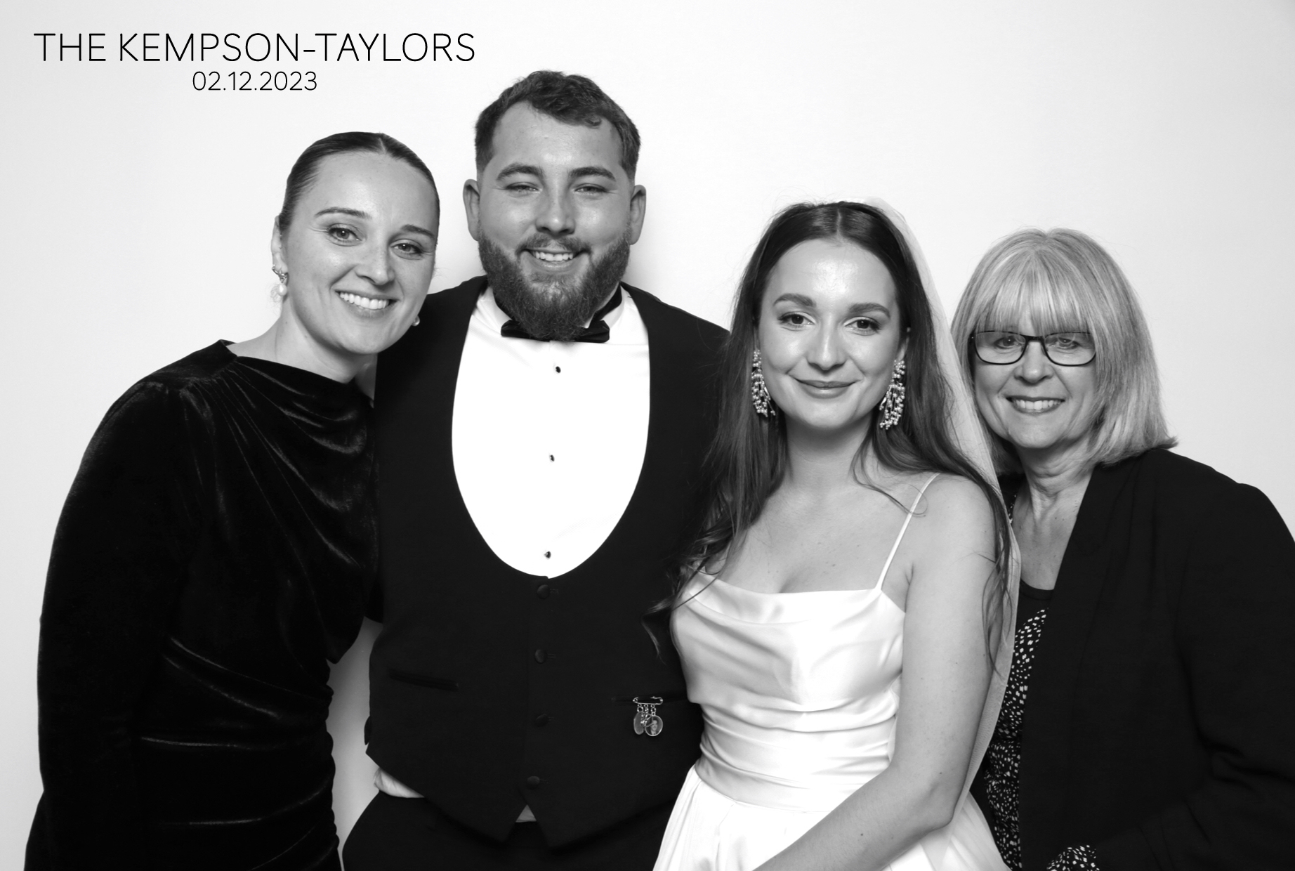 Alysha & Tom | View more photos from the event at images.mobile-photo-booth.com/u/MobilePhotoBoothUK/Alysha-Tom