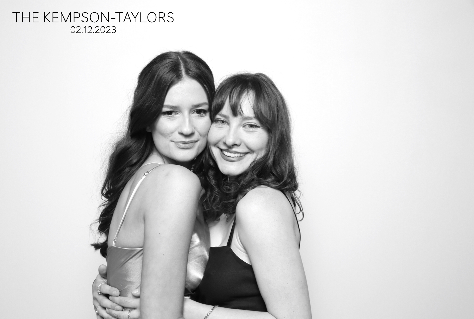 Alysha & Tom | View more photos from the event at images.mobile-photo-booth.com/u/MobilePhotoBoothUK/Alysha-Tom