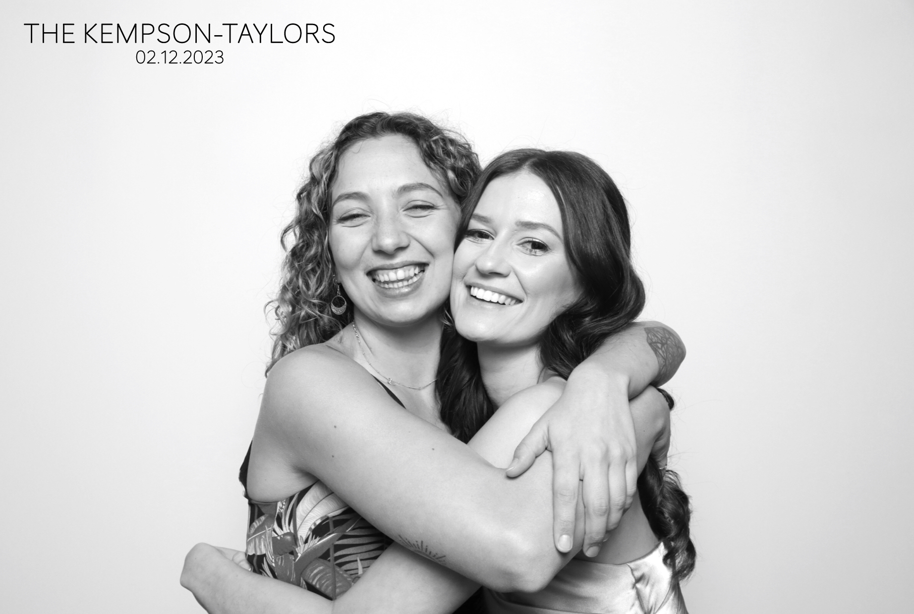 Alysha & Tom | View more photos from the event at images.mobile-photo-booth.com/u/MobilePhotoBoothUK/Alysha-Tom