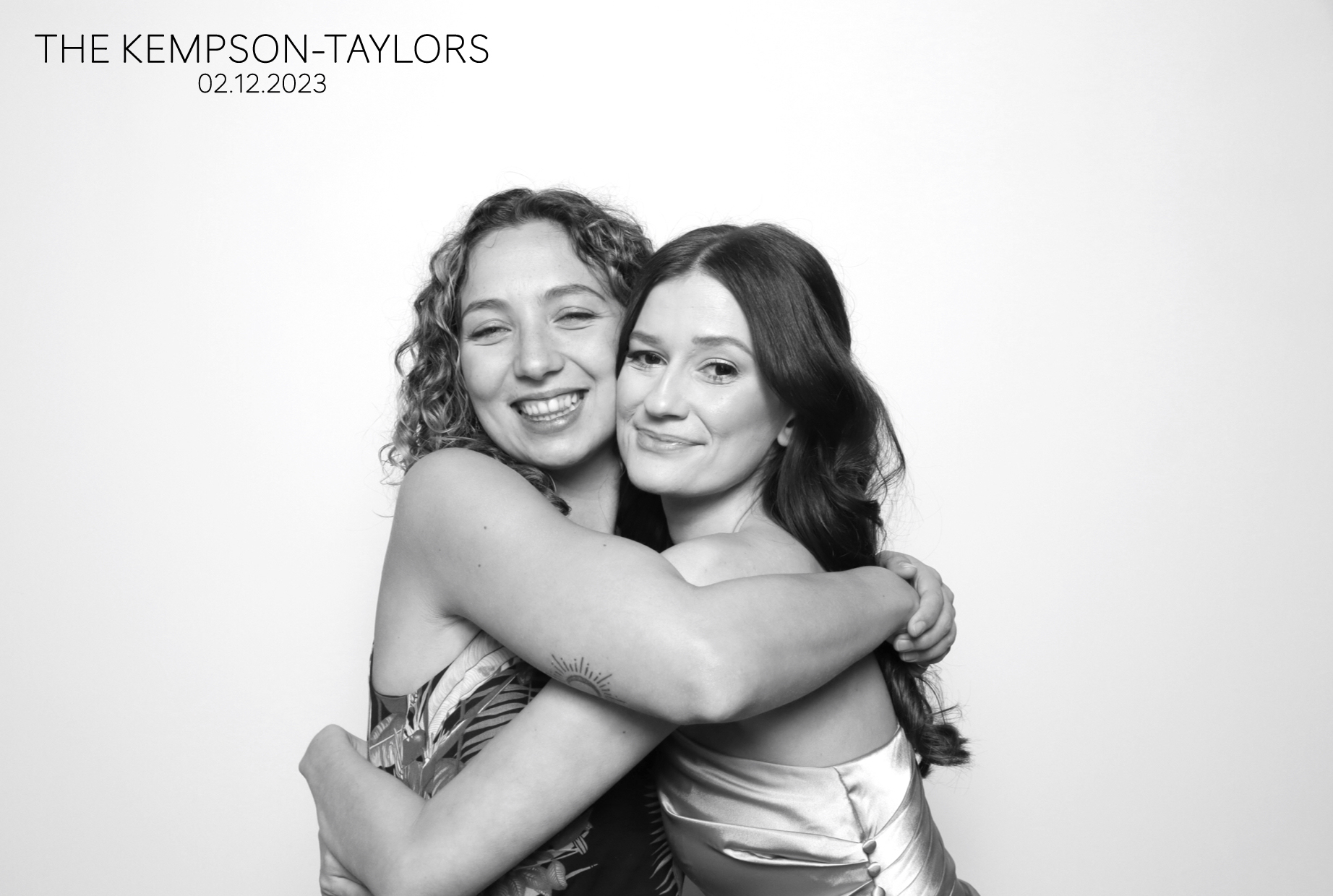 Alysha & Tom | View more photos from the event at images.mobile-photo-booth.com/u/MobilePhotoBoothUK/Alysha-Tom