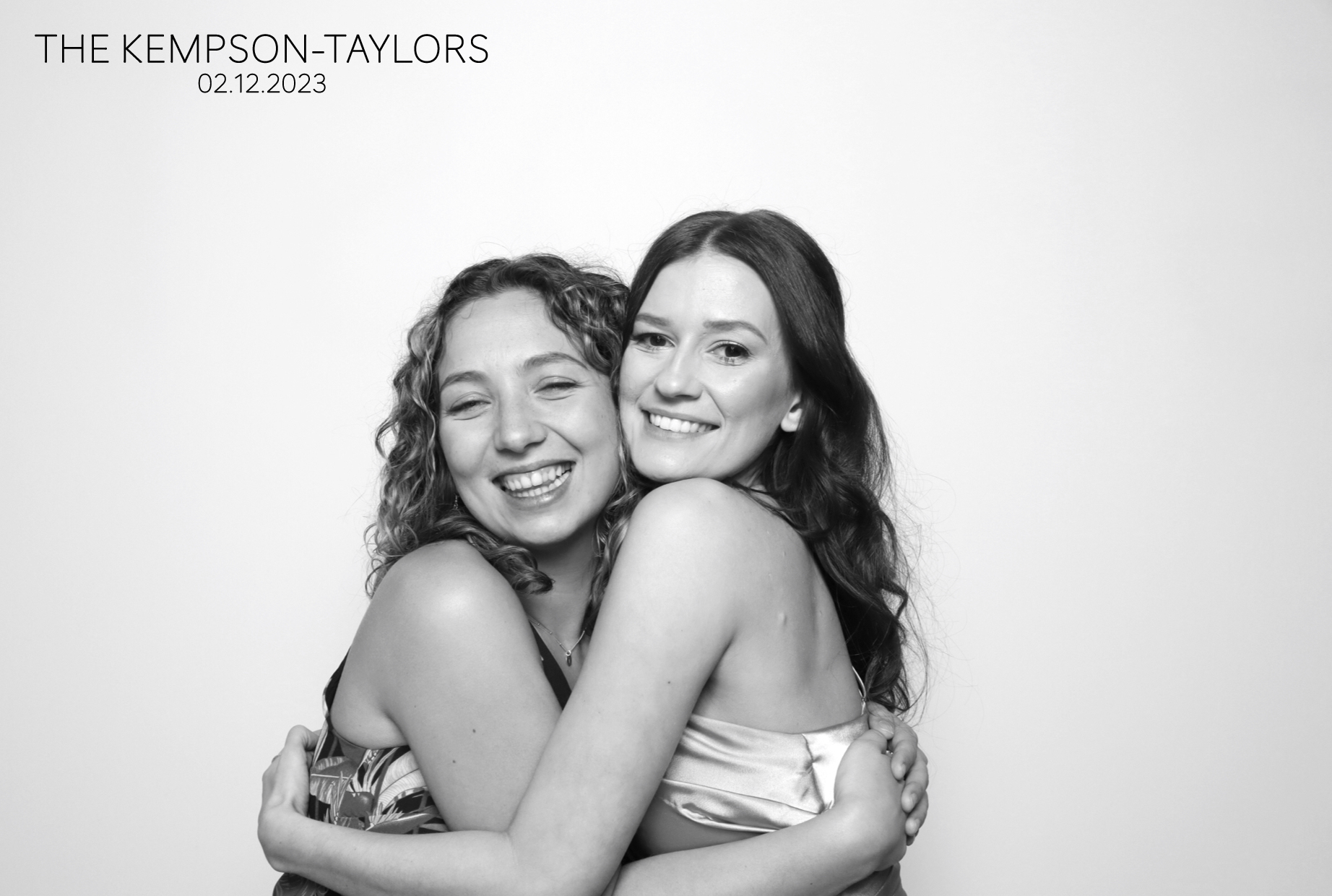 Alysha & Tom | View more photos from the event at images.mobile-photo-booth.com/u/MobilePhotoBoothUK/Alysha-Tom