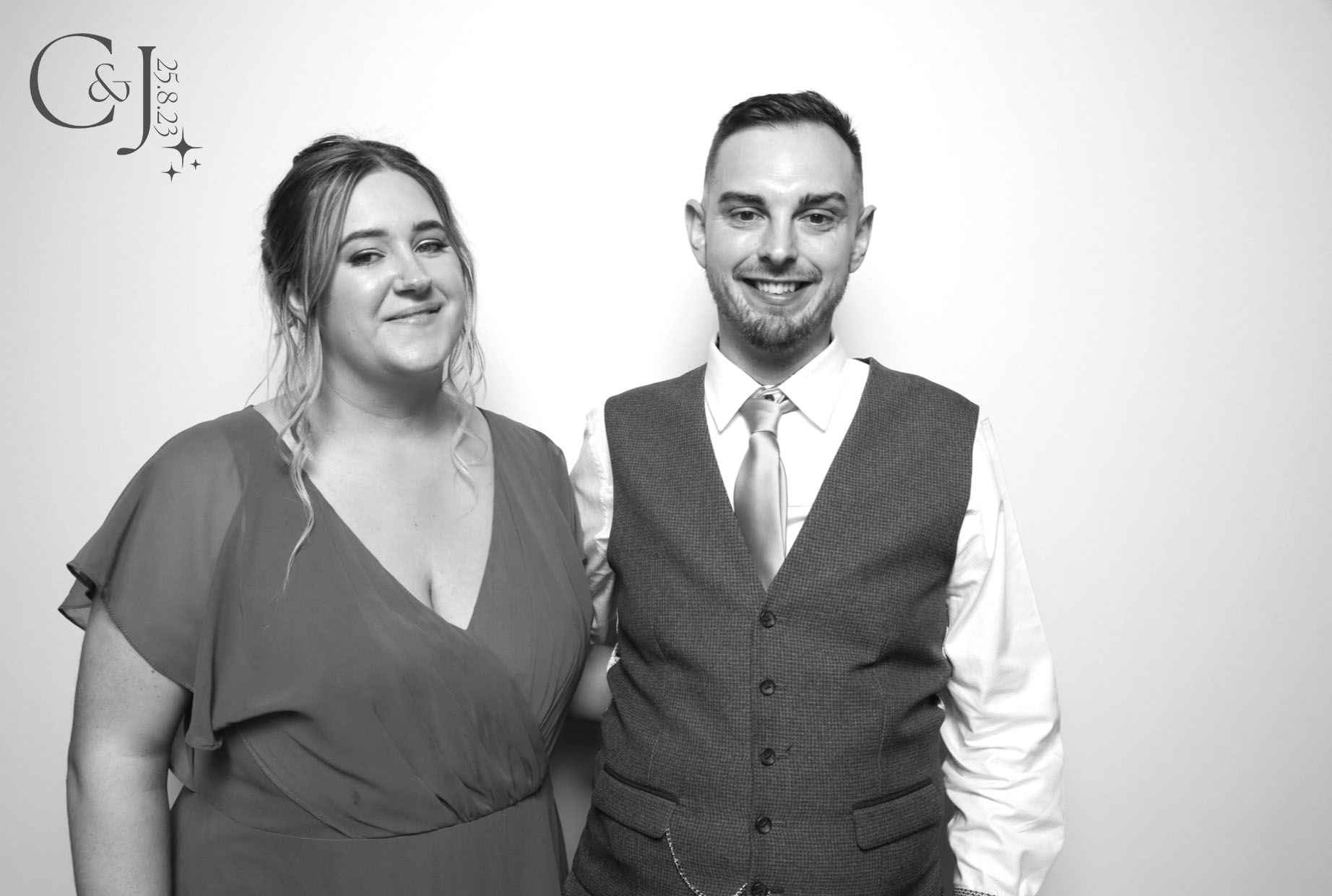 C & J | View more photos from the event at images.mobile-photo-booth.com/u/MobilePhotoBoothUK/C-J