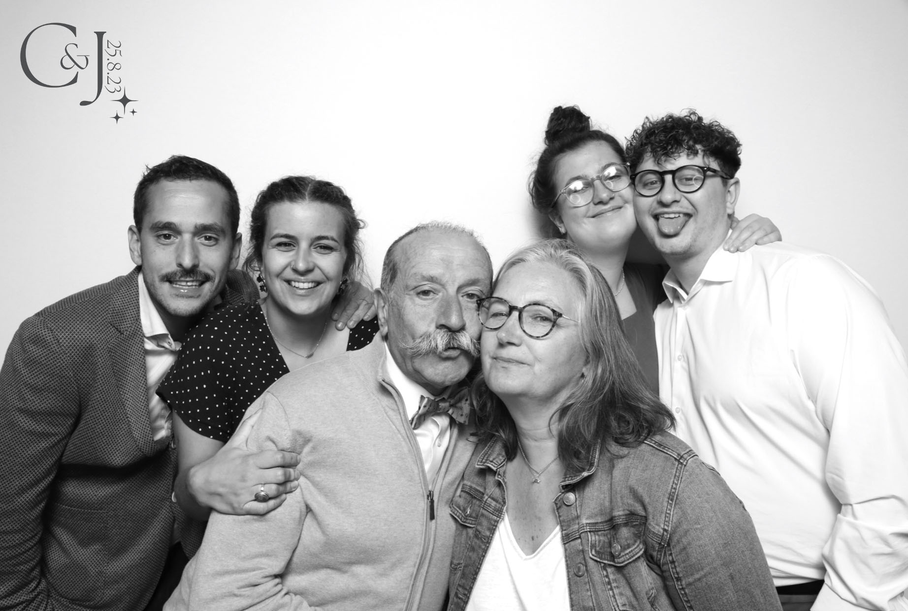 C & J | View more photos from the event at images.mobile-photo-booth.com/u/MobilePhotoBoothUK/C-J