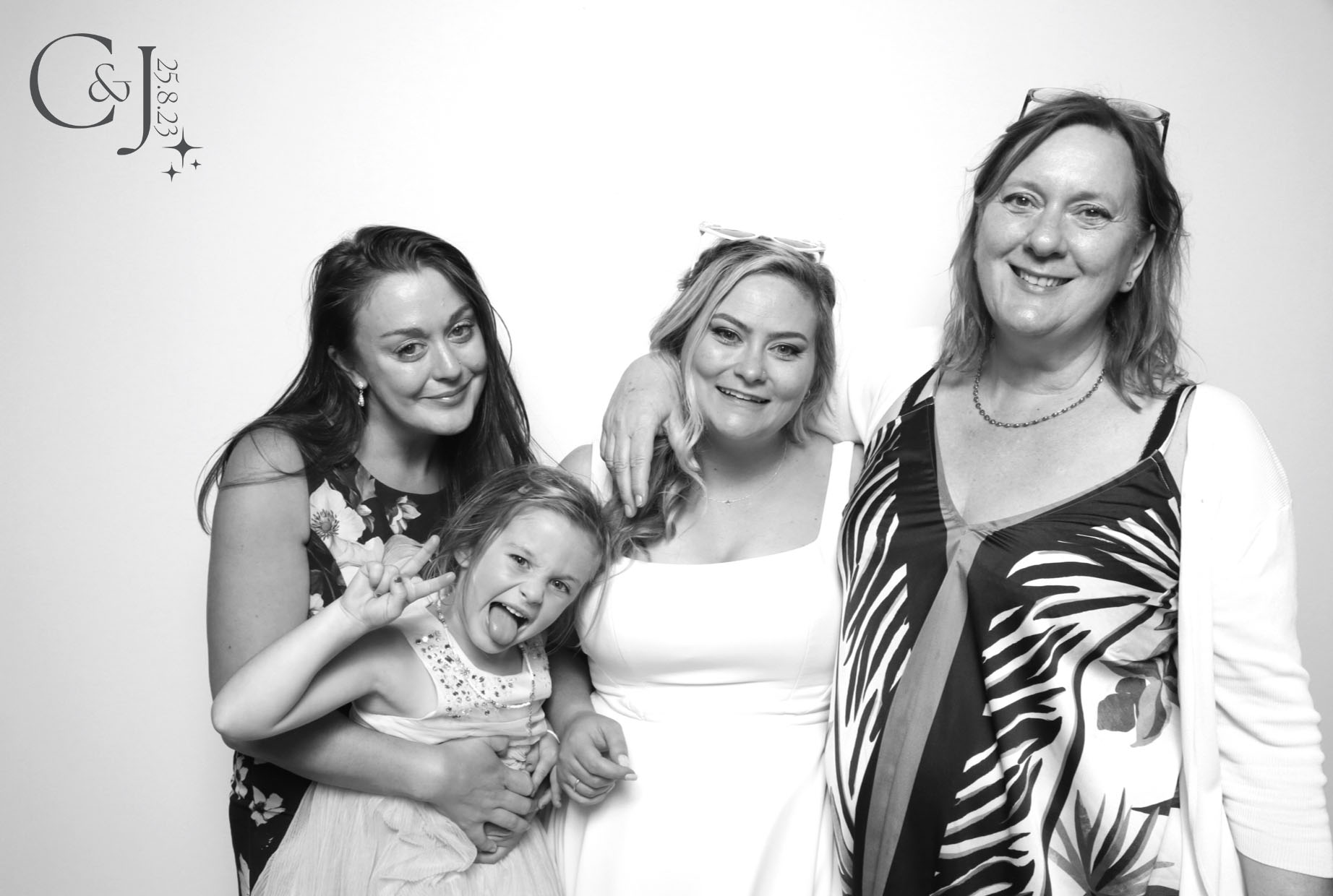 C & J | View more photos from the event at images.mobile-photo-booth.com/u/MobilePhotoBoothUK/C-J