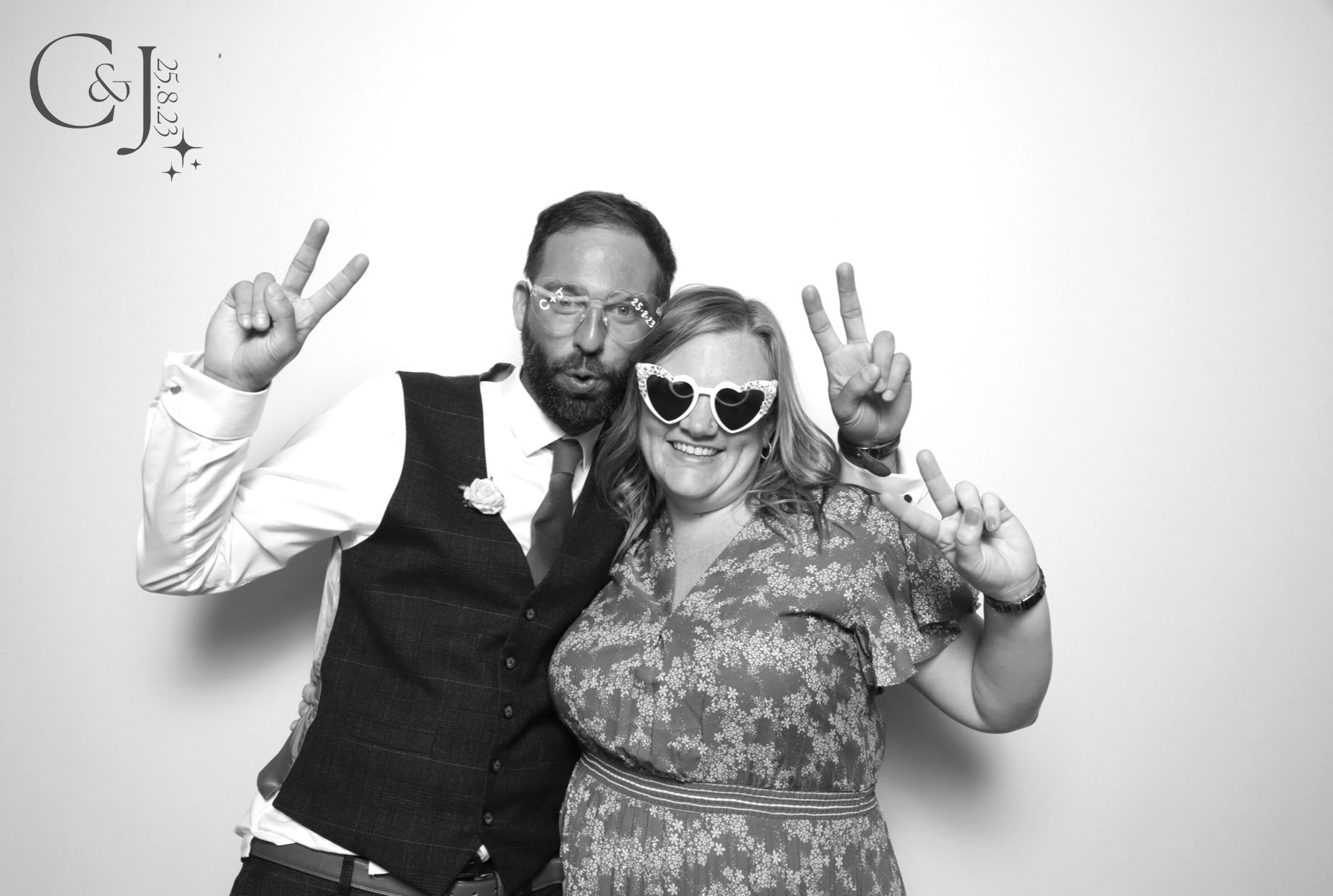 C & J | View more photos from the event at images.mobile-photo-booth.com/u/MobilePhotoBoothUK/C-J