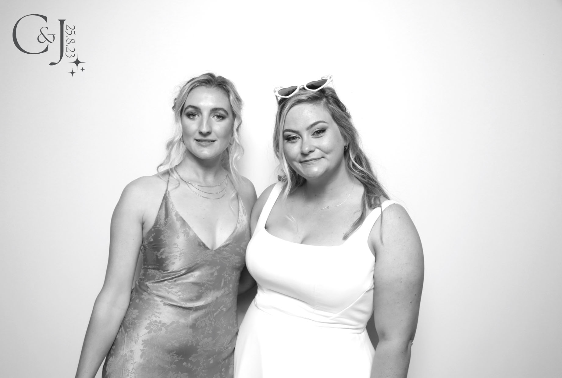 C & J | View more photos from the event at images.mobile-photo-booth.com/u/MobilePhotoBoothUK/C-J