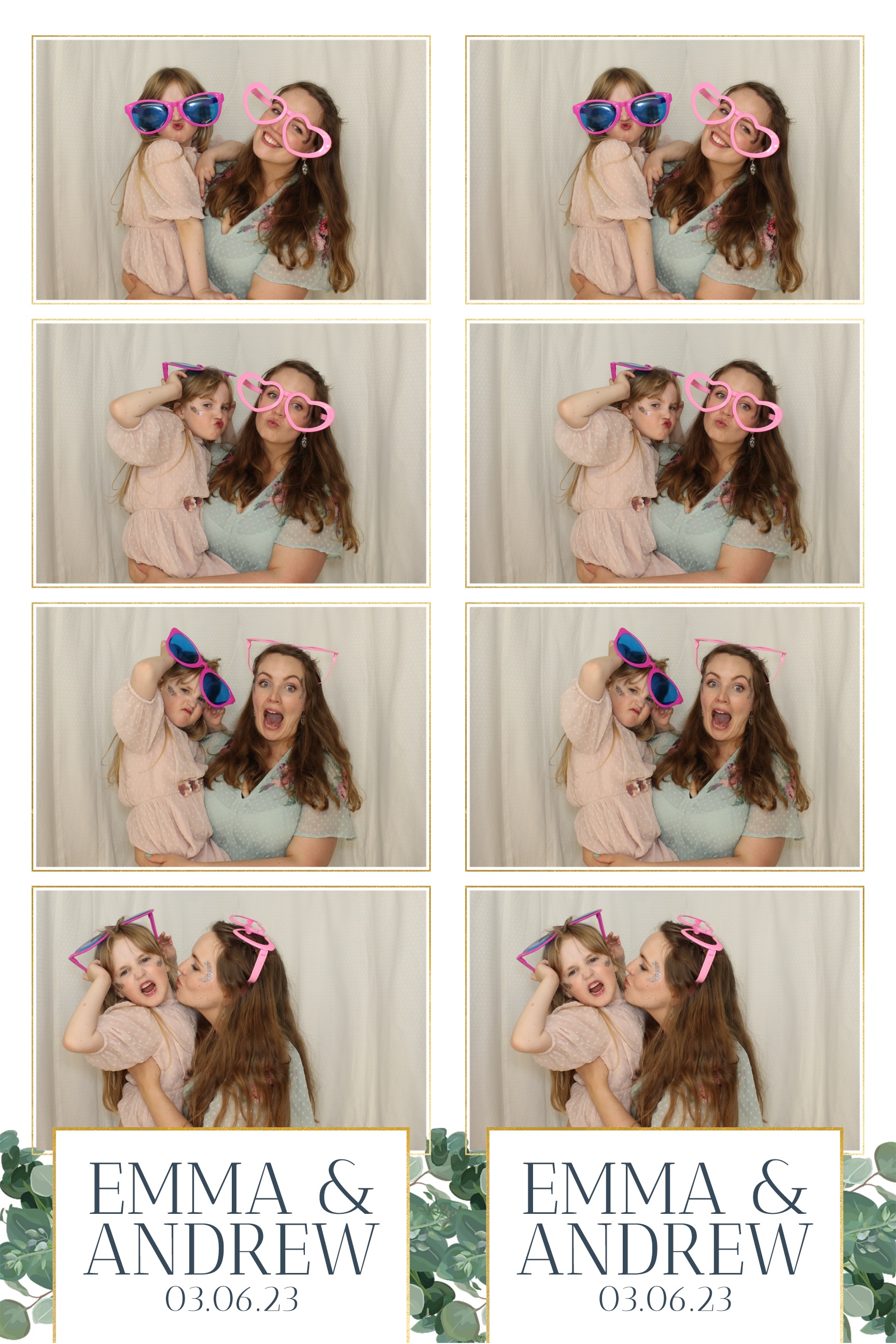 Emma & Andrew | View more photos from the event at images.mobile-photo-booth.com/u/MobilePhotoBoothUK/Emma-Andrew
