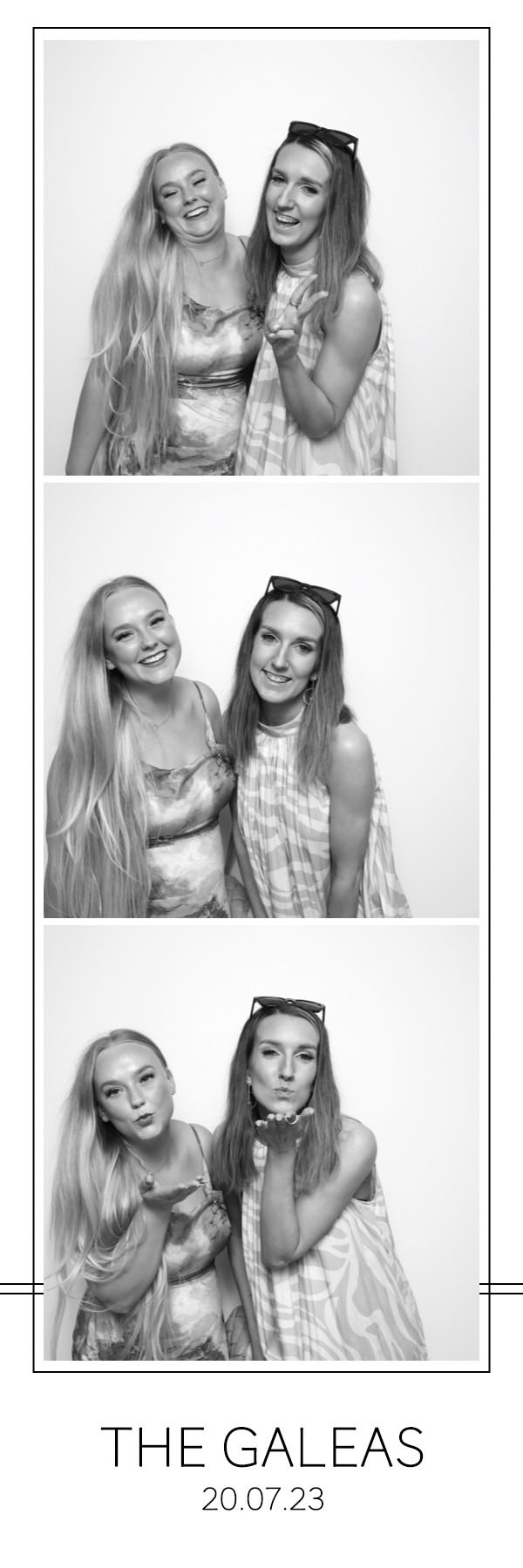 Harlie & Josh | View more photos from the event at images.mobile-photo-booth.com/u/MobilePhotoBoothUK/Harlie-Josh