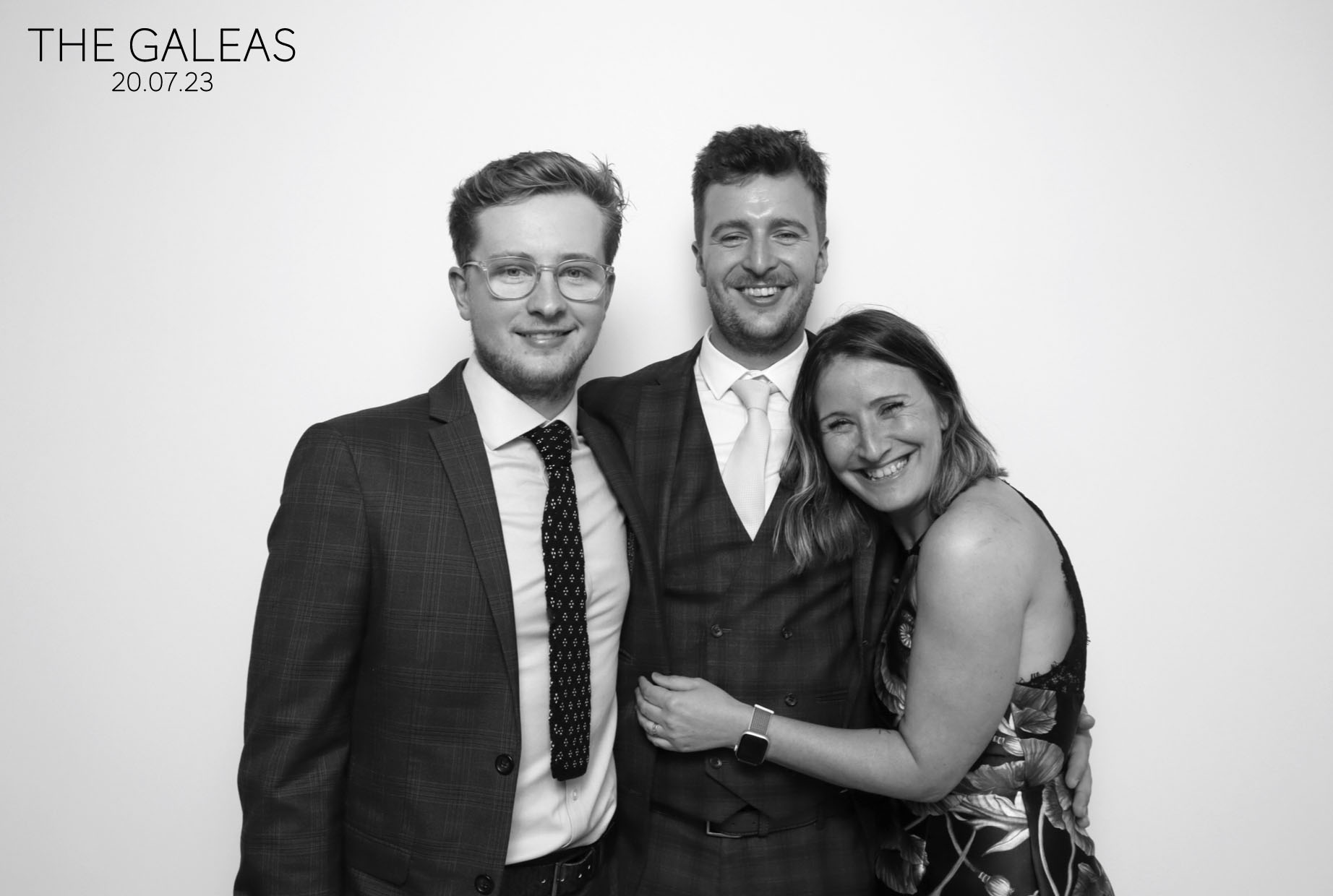 Harlie & Josh | View more photos from the event at images.mobile-photo-booth.com/u/MobilePhotoBoothUK/Harlie-Josh