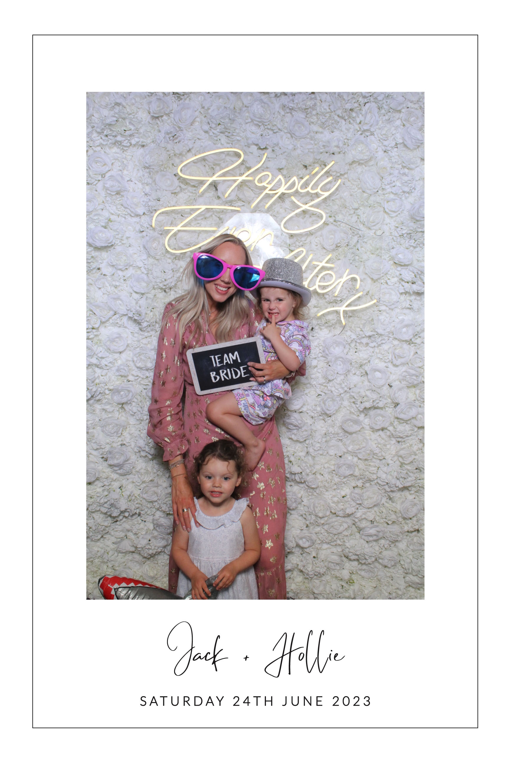Jack & Hollie | View more photos from the event at images.mobile-photo-booth.com/u/MobilePhotoBoothUK/Jack-Hollie