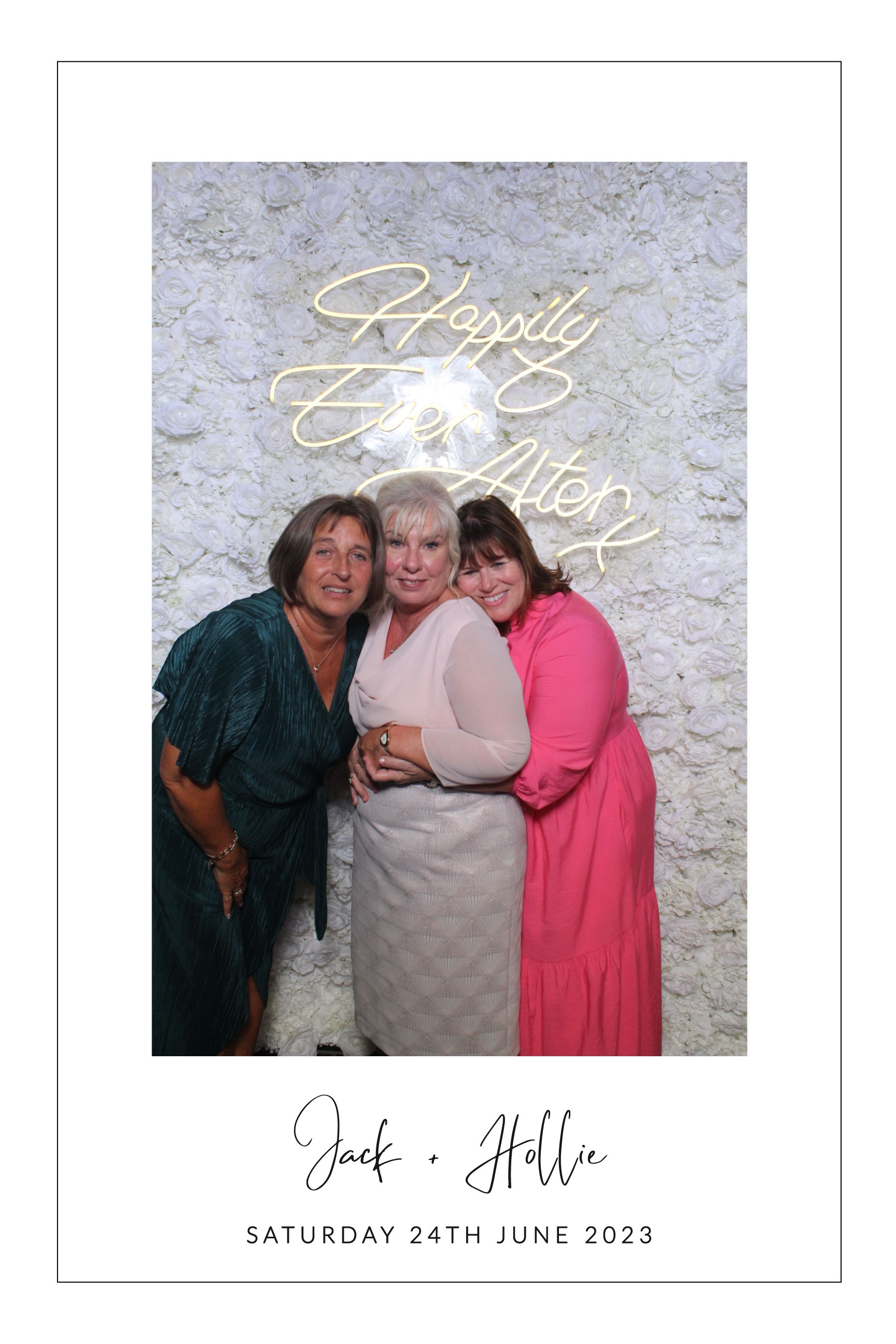 Jack & Hollie | View more photos from the event at images.mobile-photo-booth.com/u/MobilePhotoBoothUK/Jack-Hollie